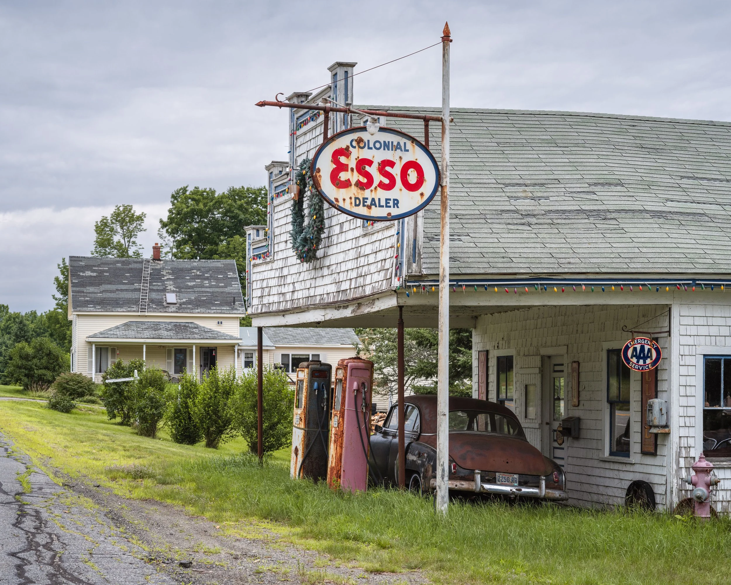 Old gas station near Lubec, ME, 2024.jpg