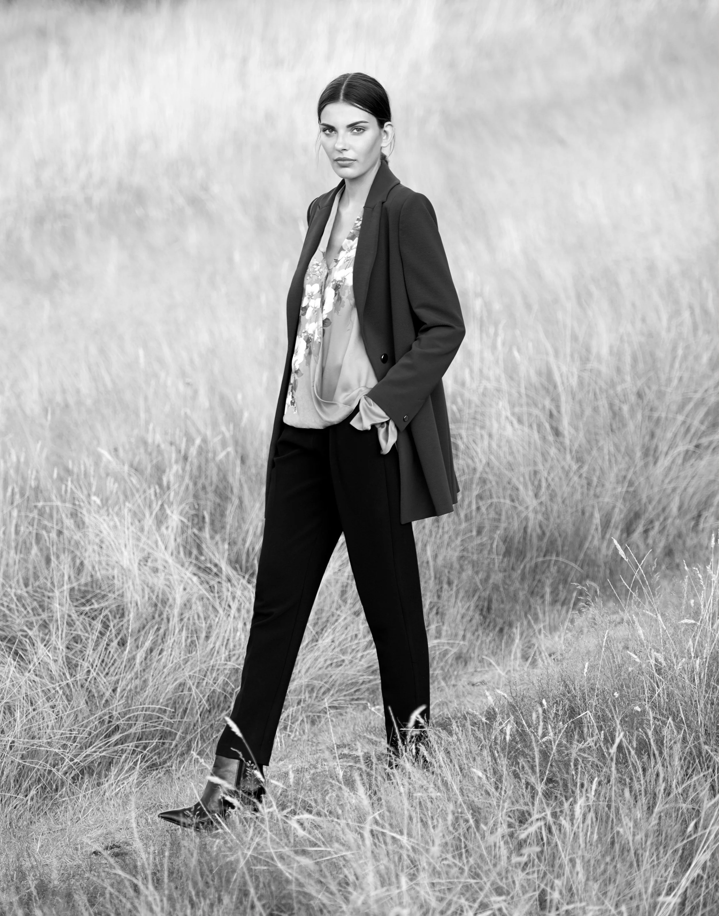 Wallis AW18 portfolio layout6.jpg
