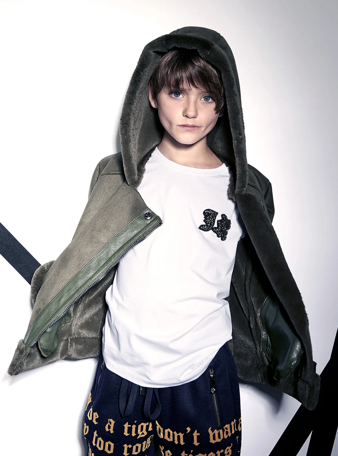 AW18-6.jpg