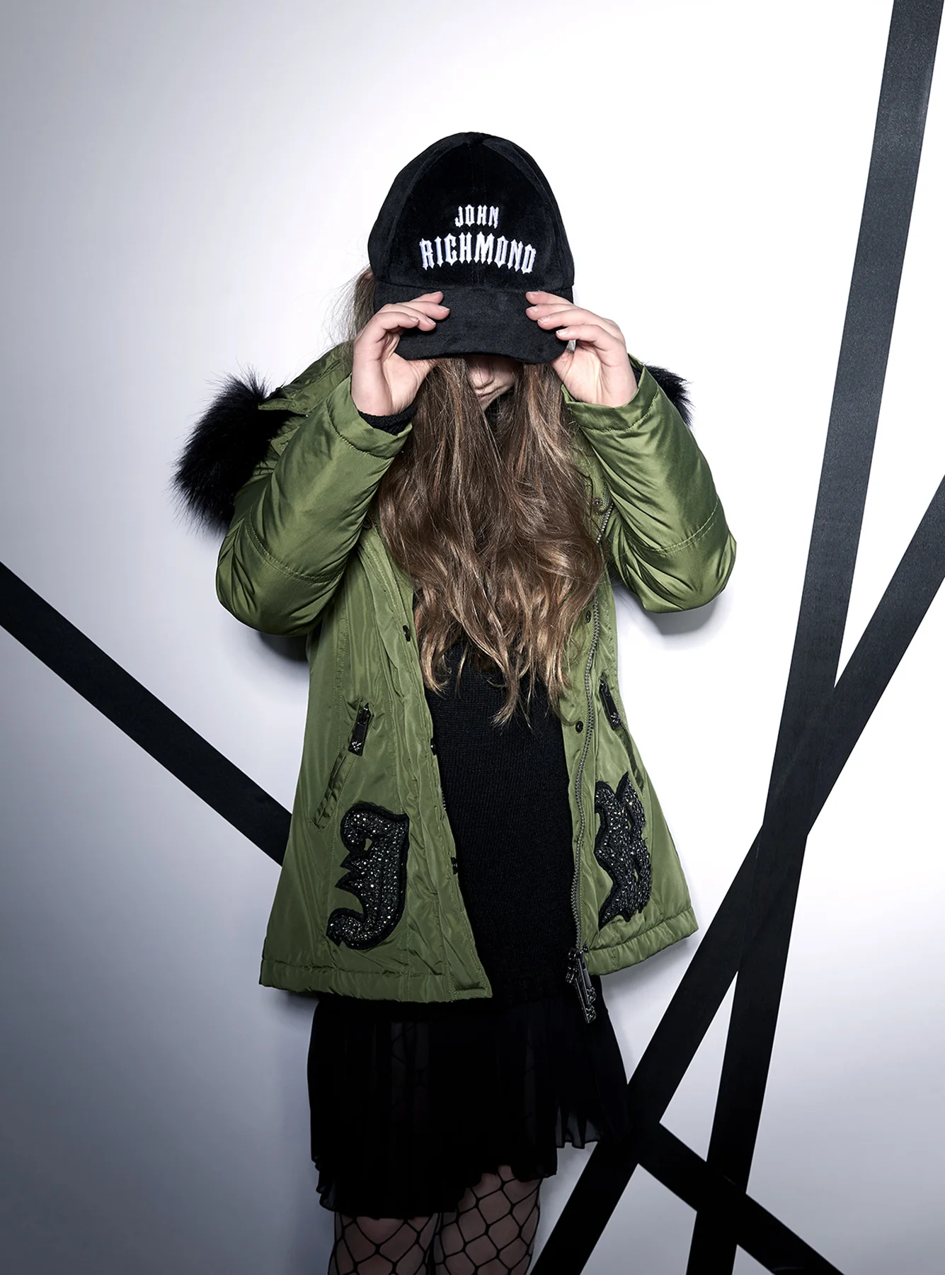 AW18-9.jpg
