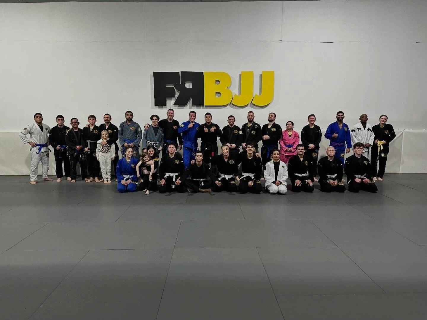 Back at it after a fun weekend 👊
#jiujitsu #bjj #whatwedo #m͜͡o͜͡n͜͡d͜͡a͜͡y͜͡f͜͡u͜͡n͜͡d͜͡a͜͡y͜͡