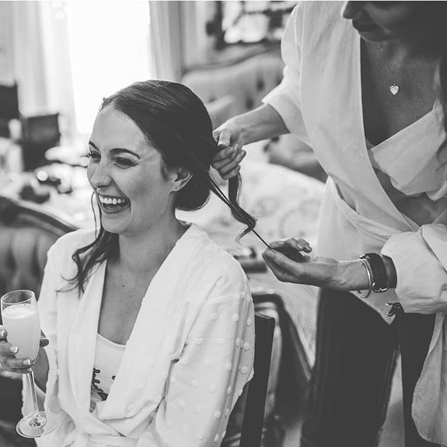 Joanna and I having a giggle on her wedding morning! Jo is a very talented hairstylist herself so I was honoured to have been asked to style her hair, she was so calm and happy and an absolute joy to style. Congrats! 🍾 Stunning photography by @livvy