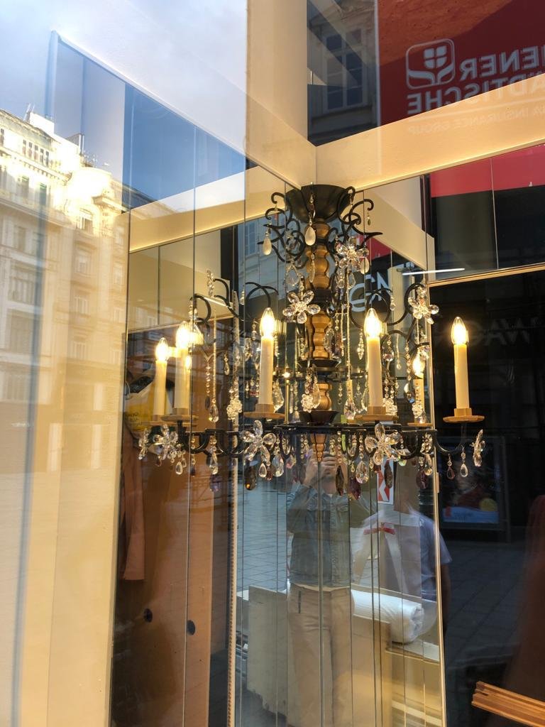 chanel-store-chandelier-1.jpeg