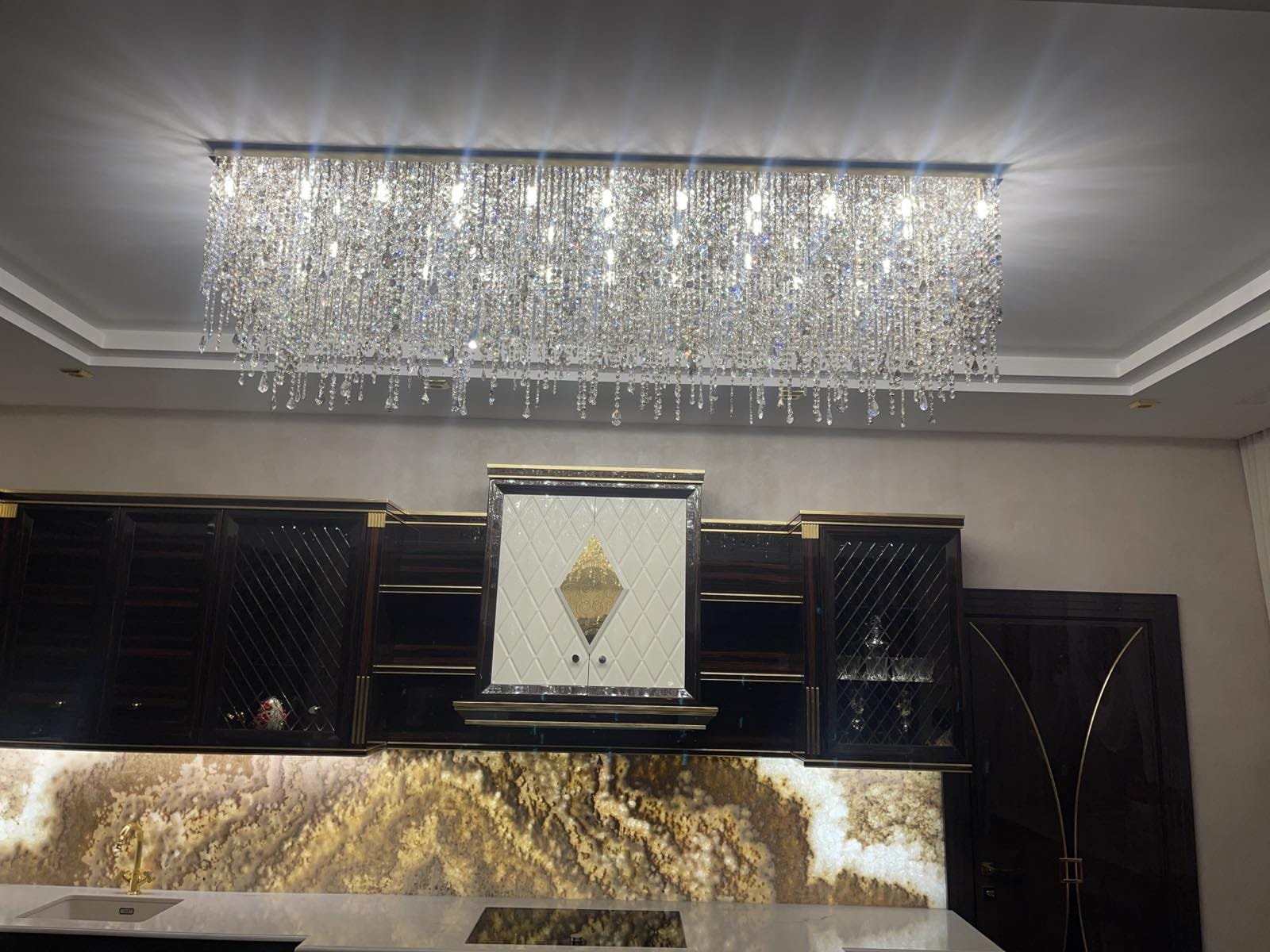 crystal-chandelier-ukraine-1.jpeg