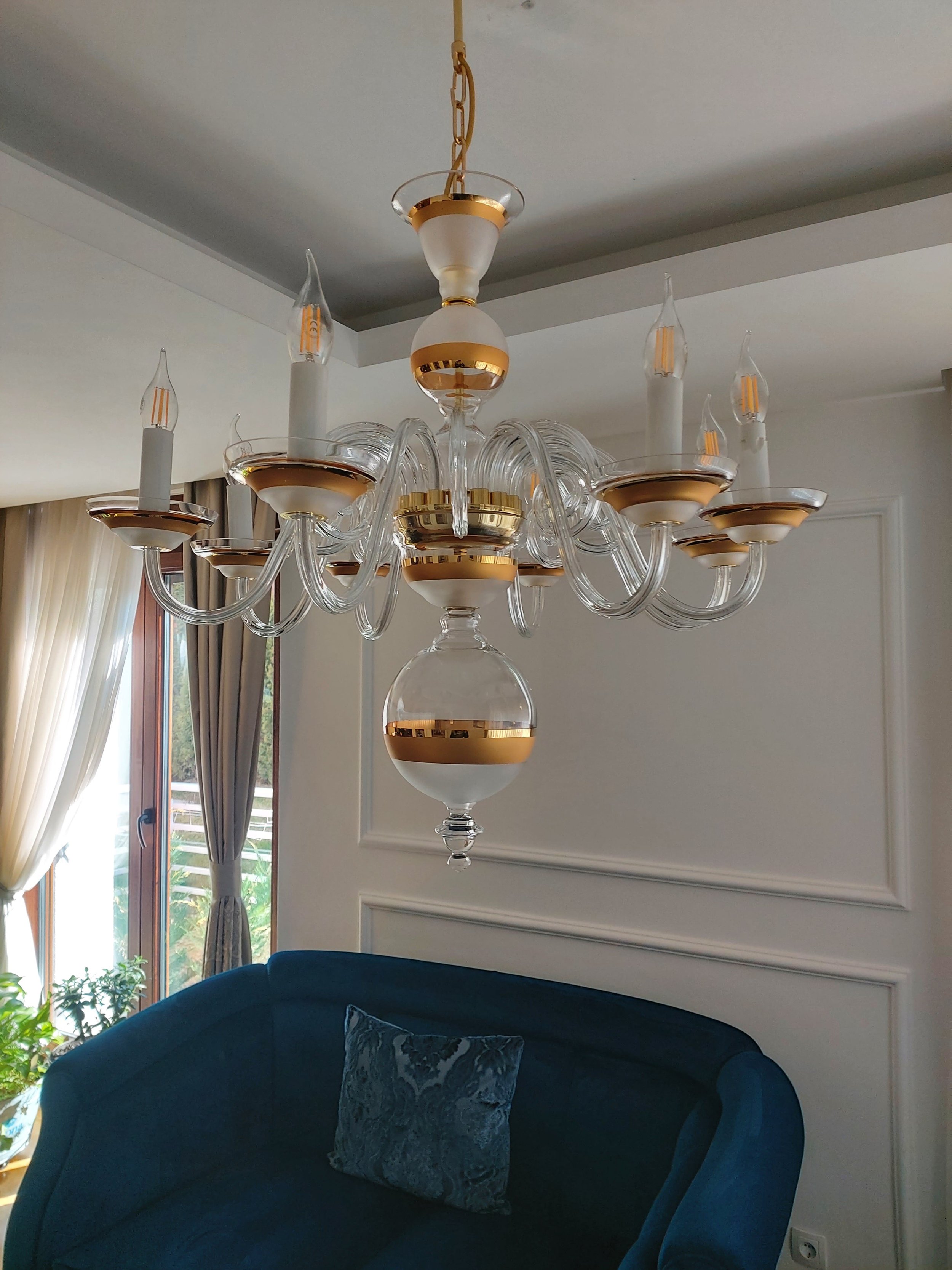 villa-kosovo-chandelier-01.jpg