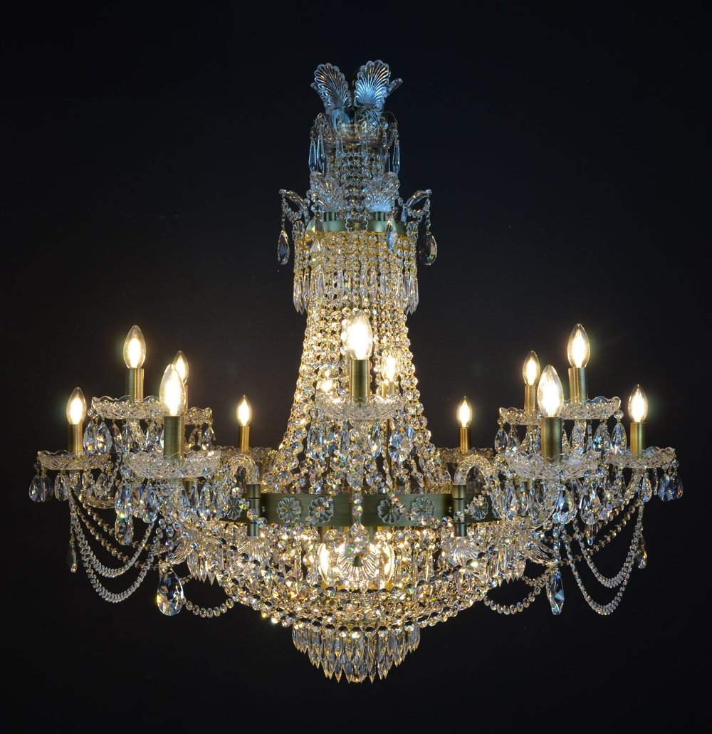 smaller-supreme-chandelier.jpg