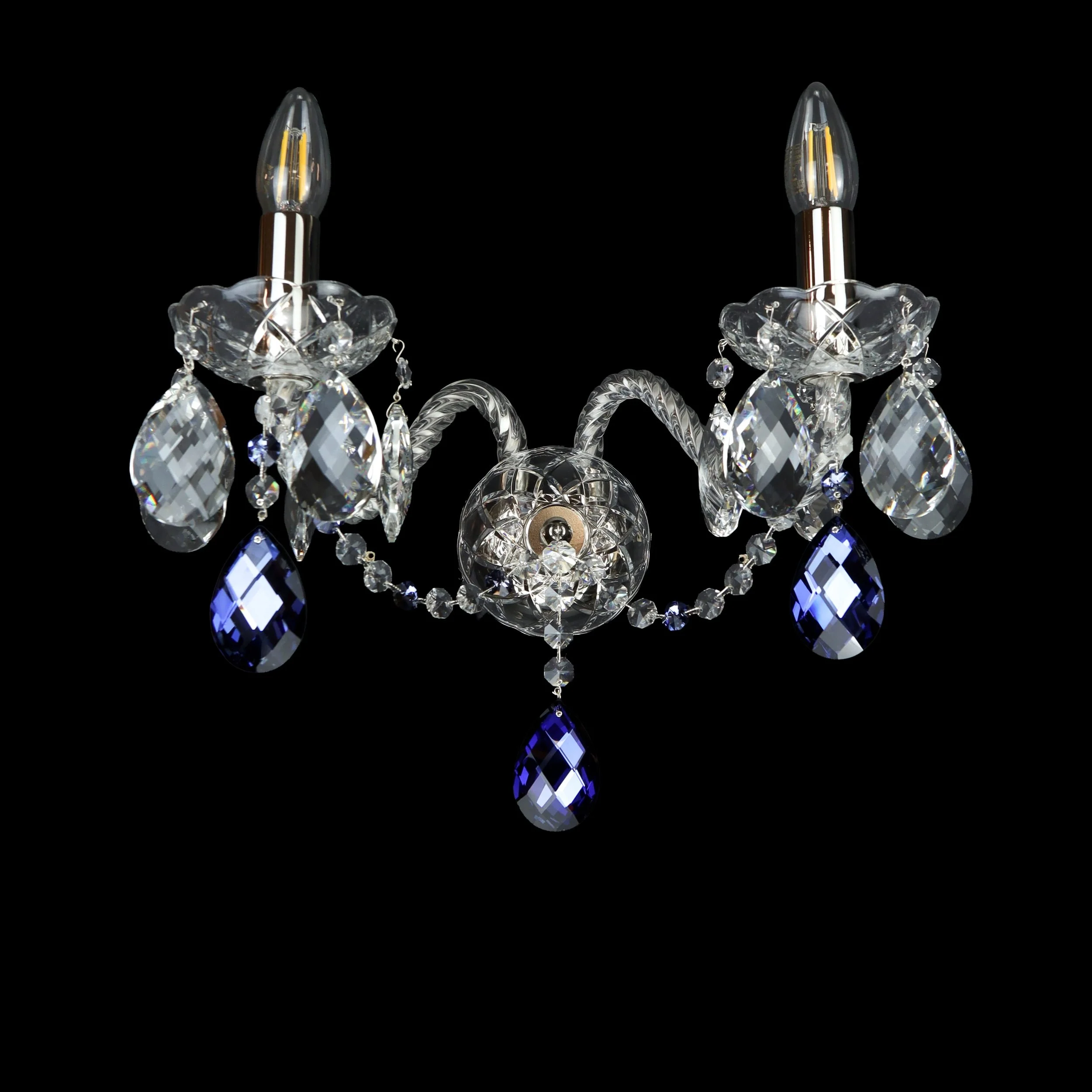 Maniera Wall Light