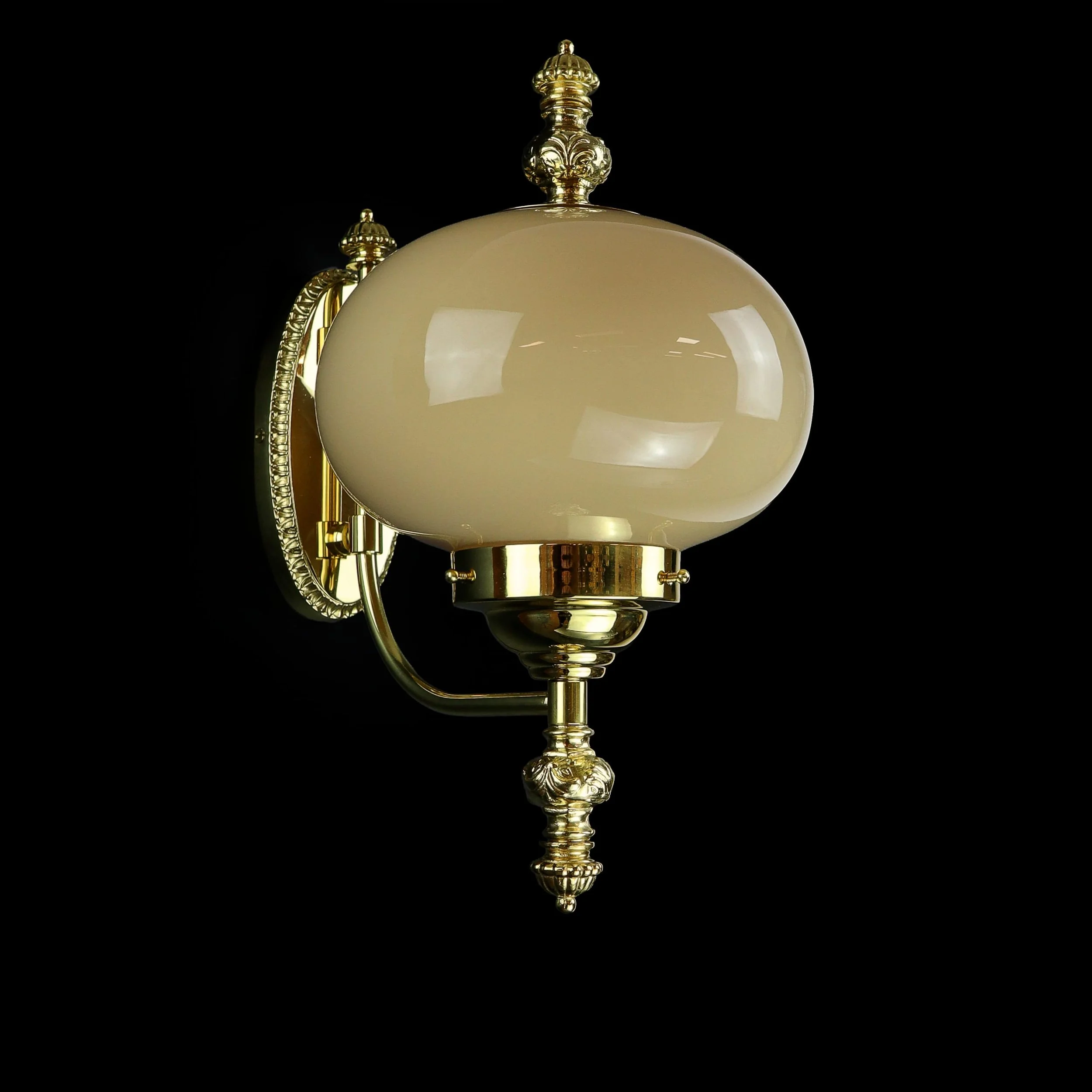 Andromeda Wall Light