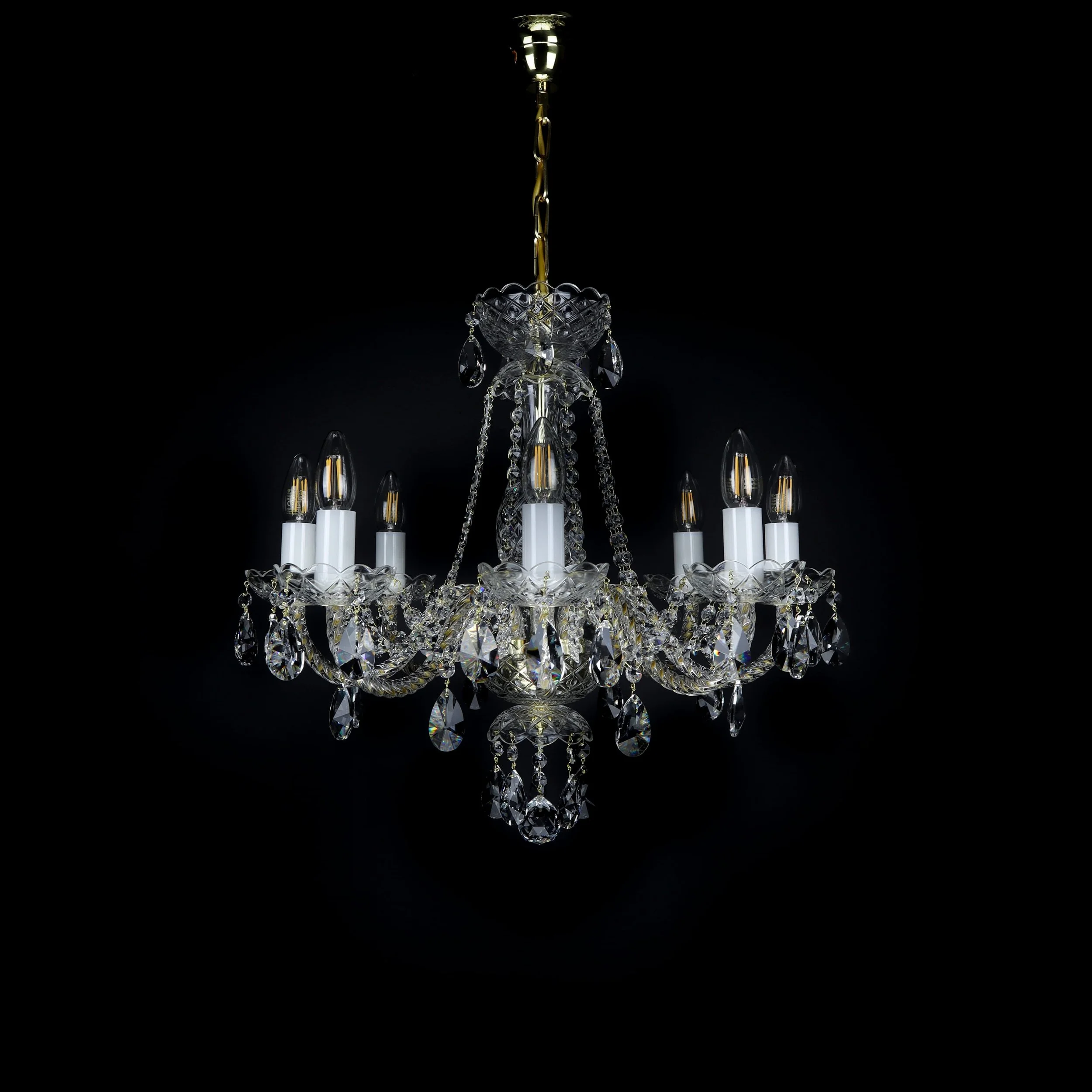 De Luxe crystal chandelier