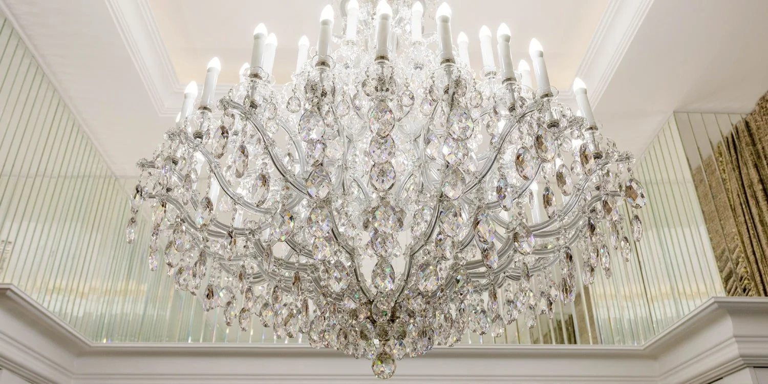 About WRANOVSKY — WRANOVSKY Bohemian Crystal Chandeliers Manufacturer
