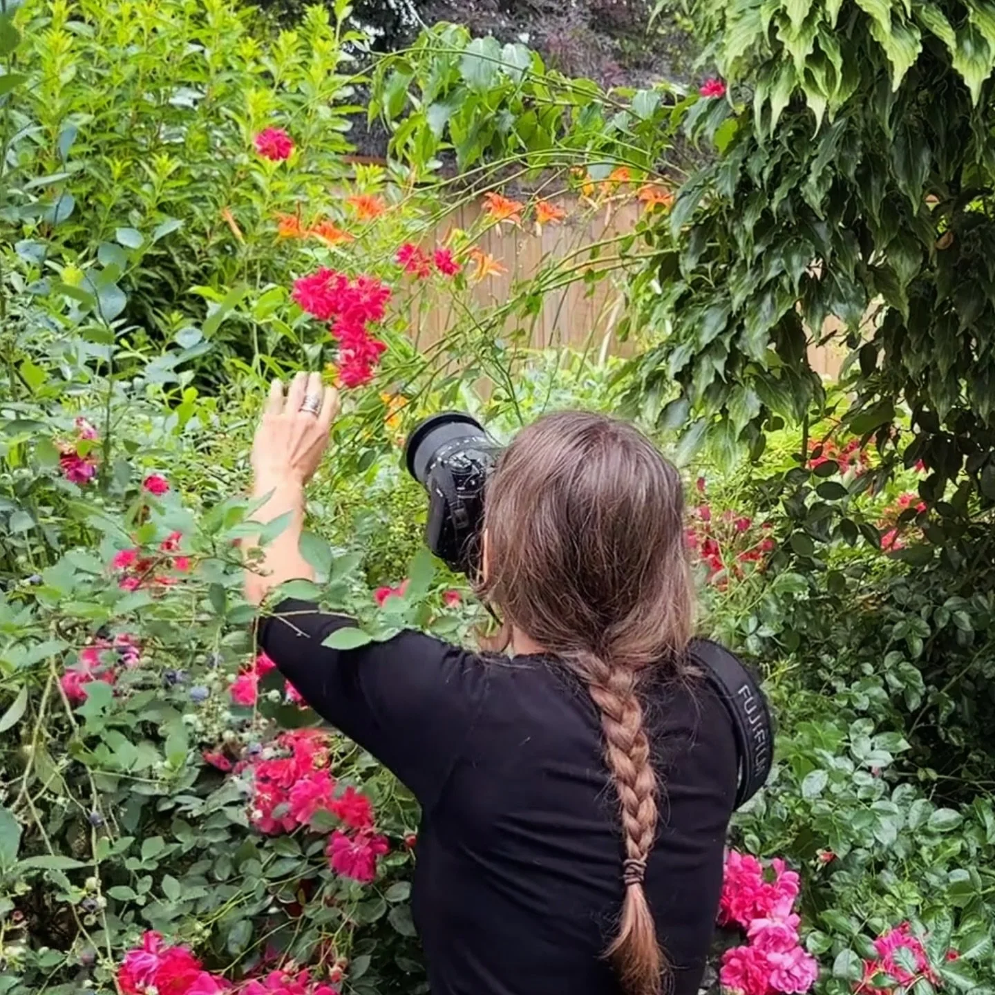 My year-long photography e-course Gathering Light starts soon! Are you joining us? I just recorded a video describing our first &ldquo;creative experiment&rdquo; for the year, and I&rsquo;m SO EXCITED to see the images students make in response. If y