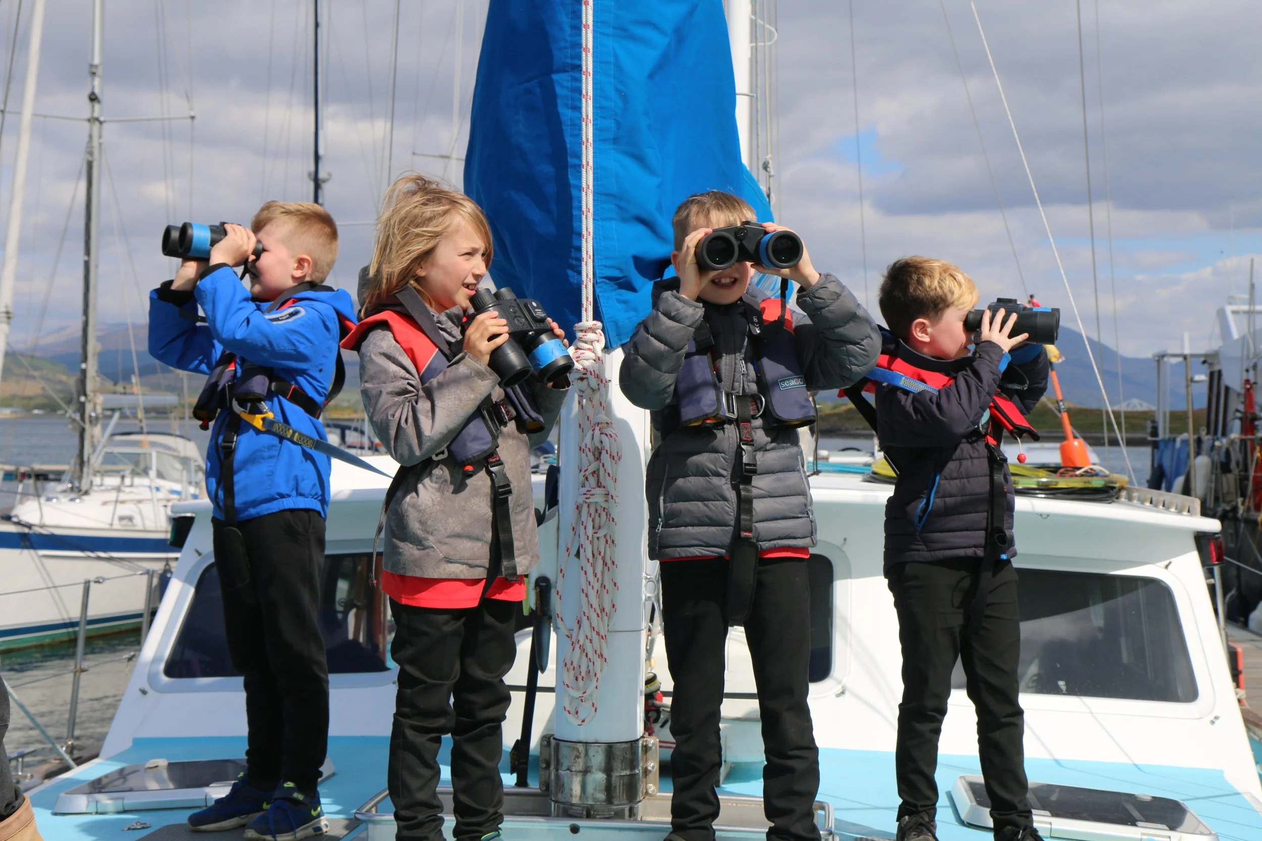 “Sighting!” Primary Pupils become Marine Scientists Aboard HWDT’s Floating Classroom