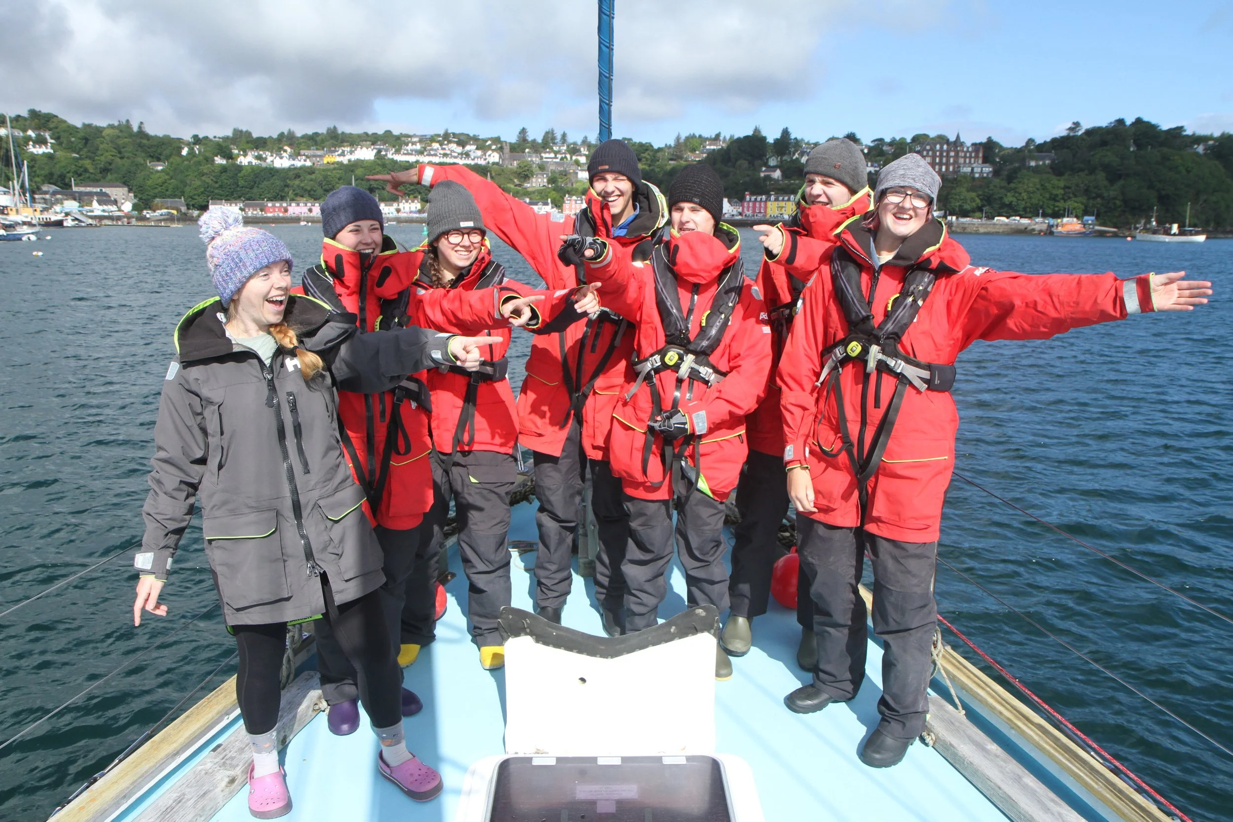 Dips, dolphins and lots of creels on our first teen trip of 2023