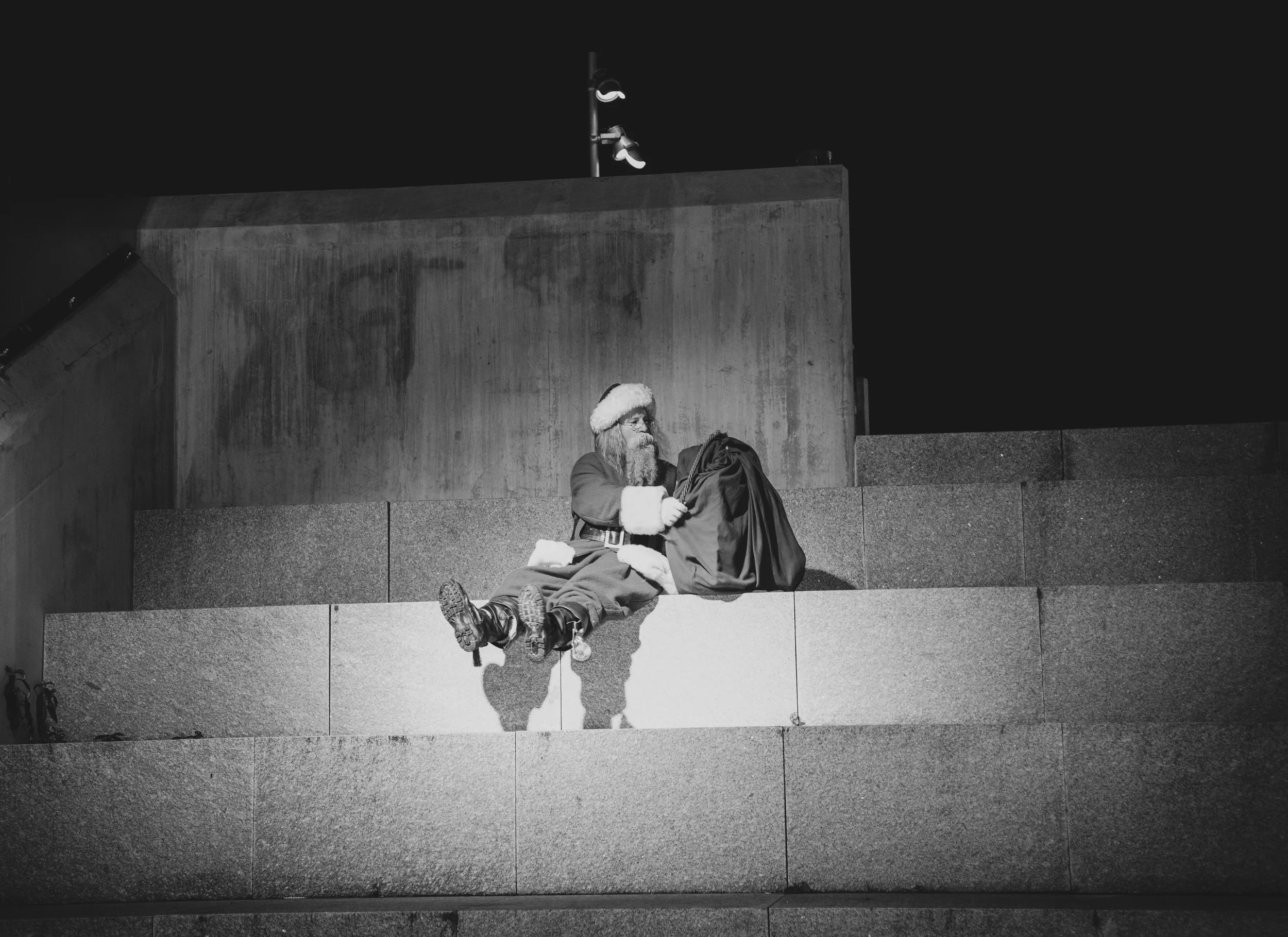 SANTA-B&W-69.jpg
