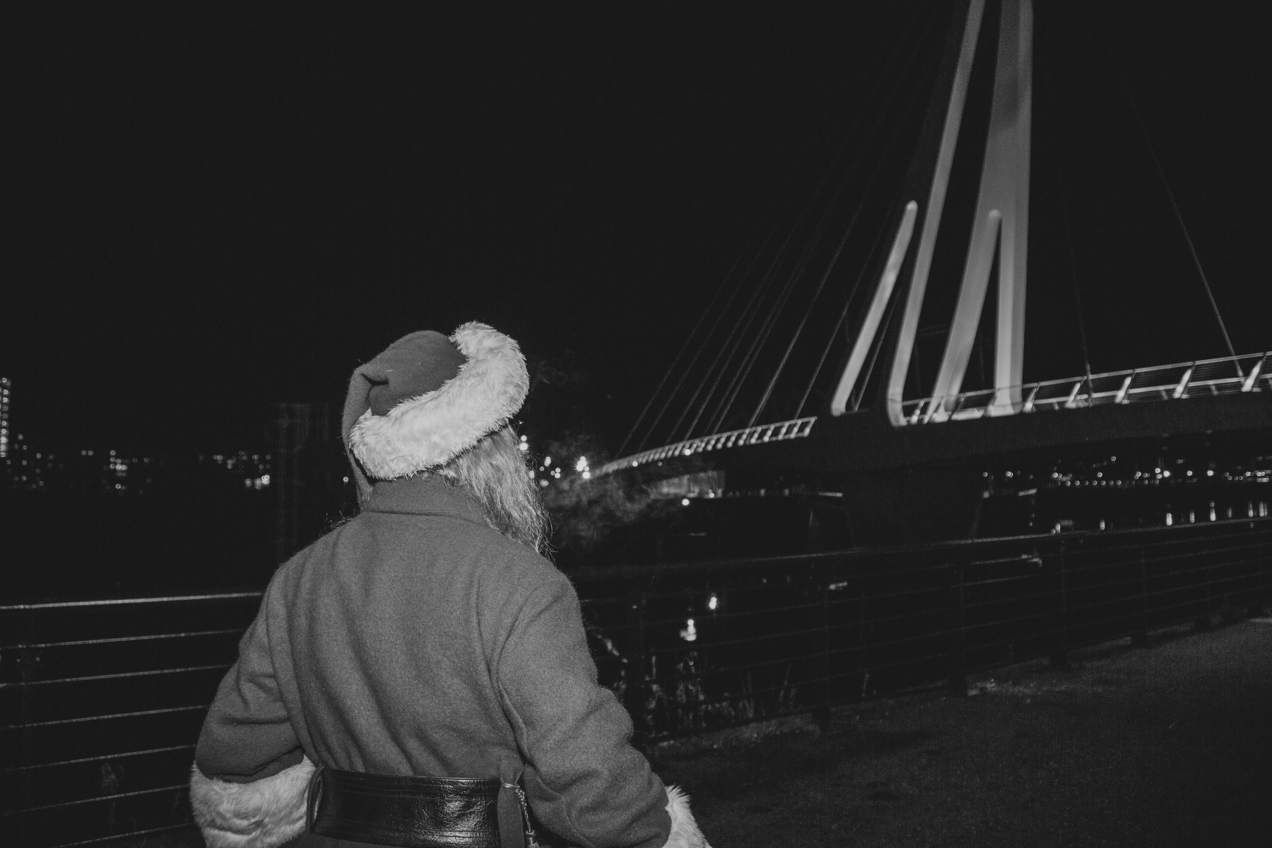 SANTA-B&W-65.jpg