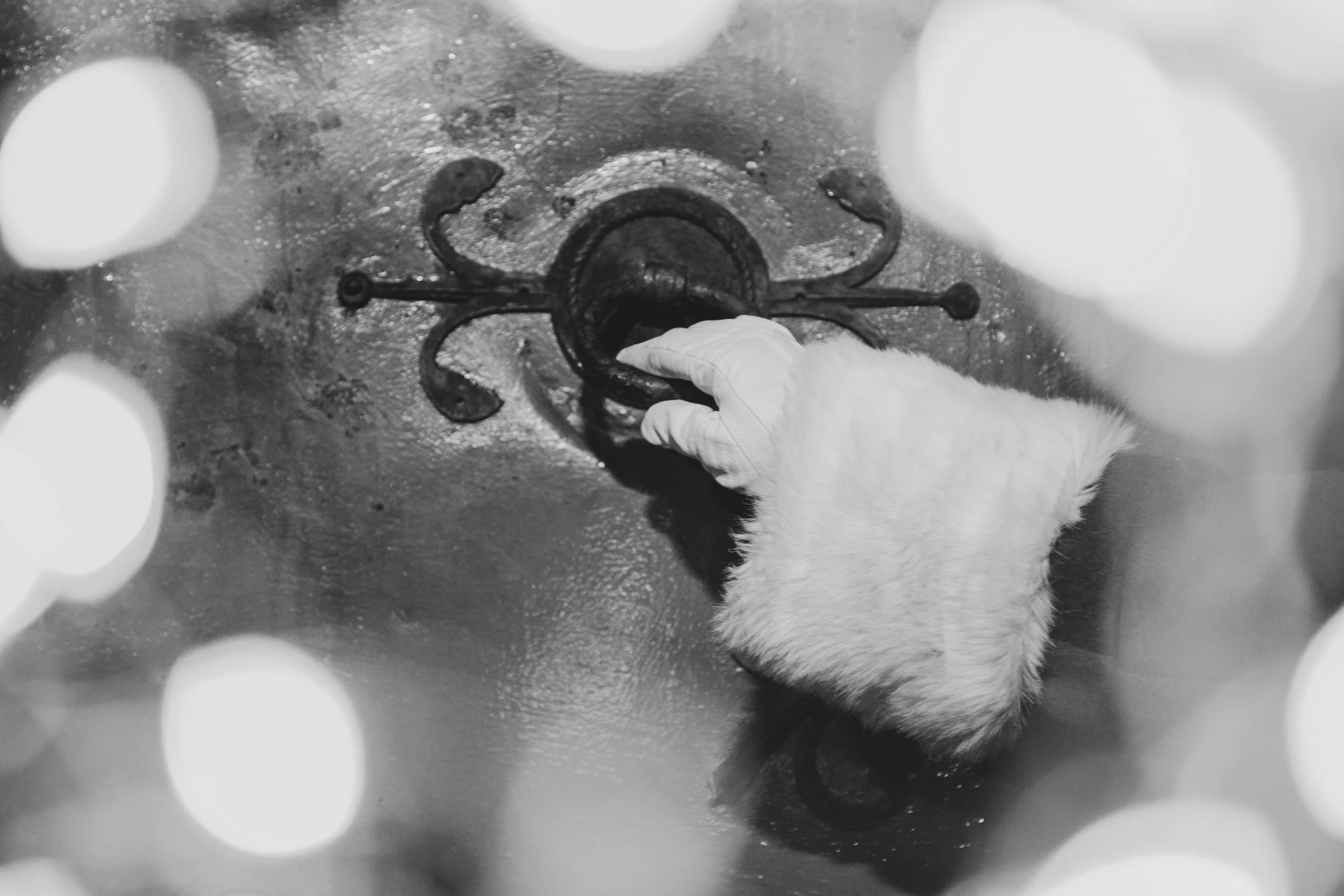 SANTA-B&W-50.jpg