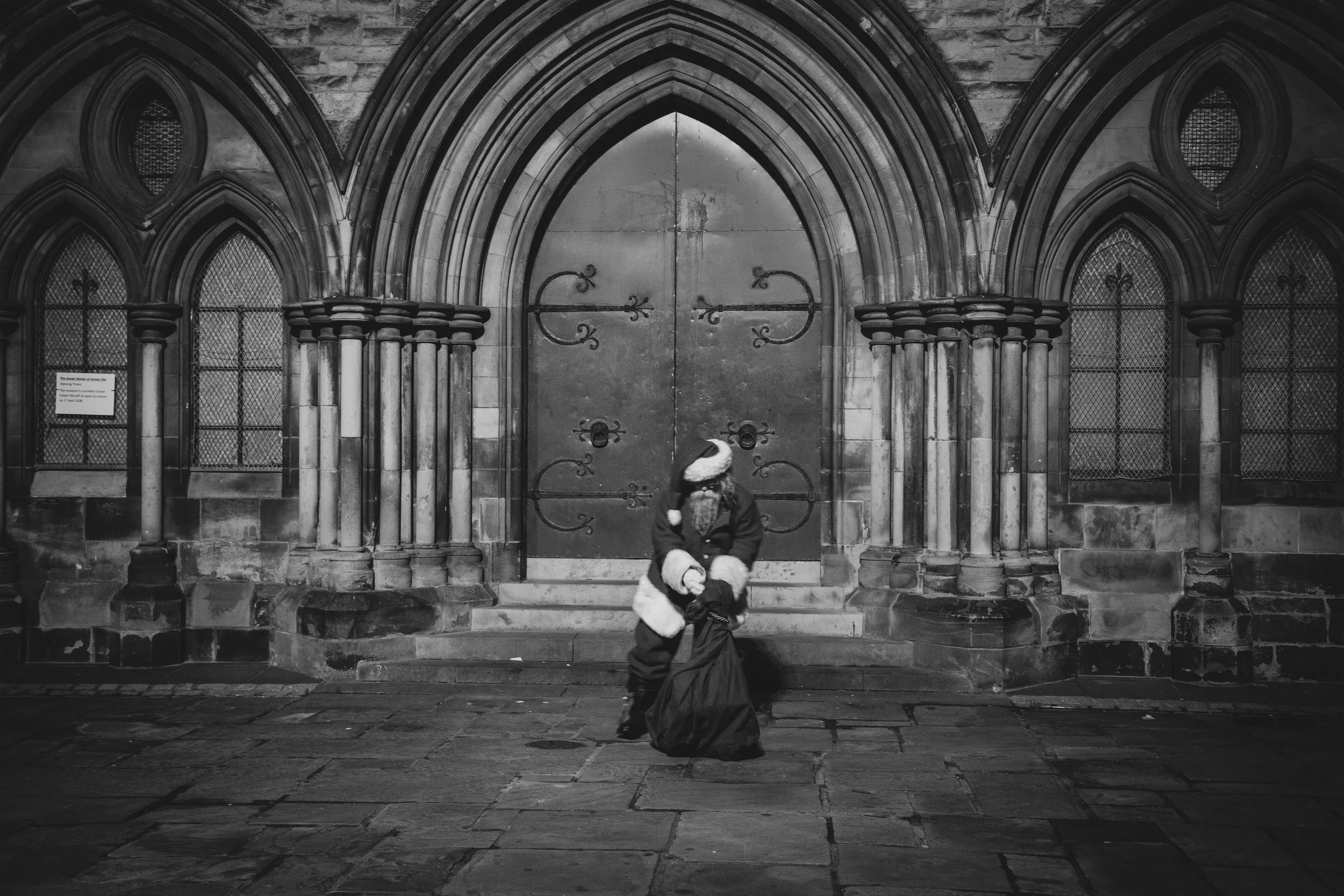 SANTA-B&W-41.jpg