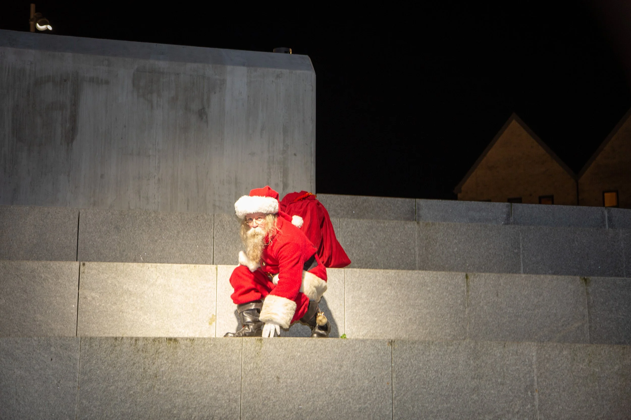 SANTA-71.jpg