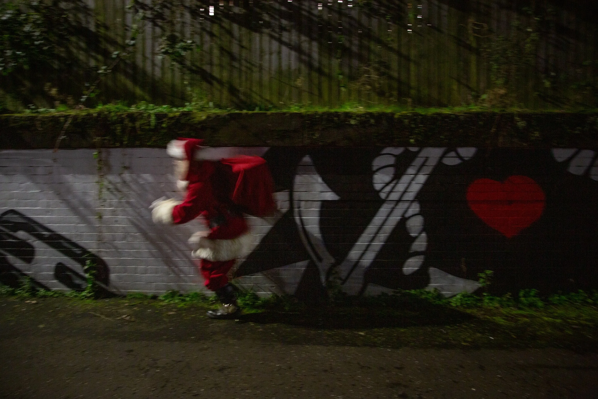 SANTA-60.jpg