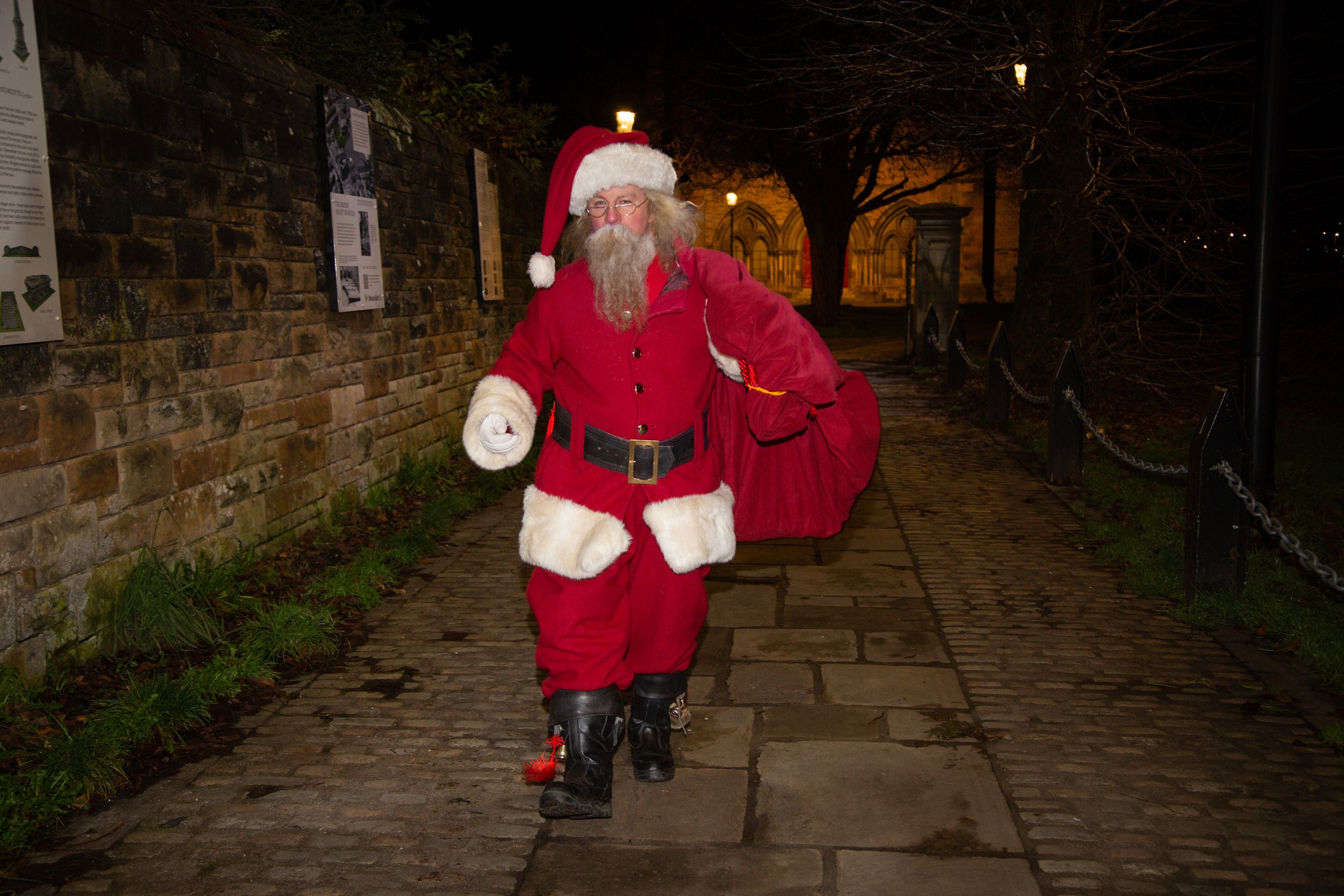 SANTA-38.jpg