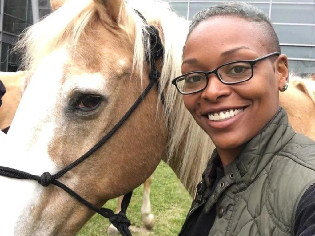 LaNita is one of the veterans currently in our training programs, and she joined us at the “Women’s Wellness” event to talk to her fellow veterans about how working with horses has improved her life.