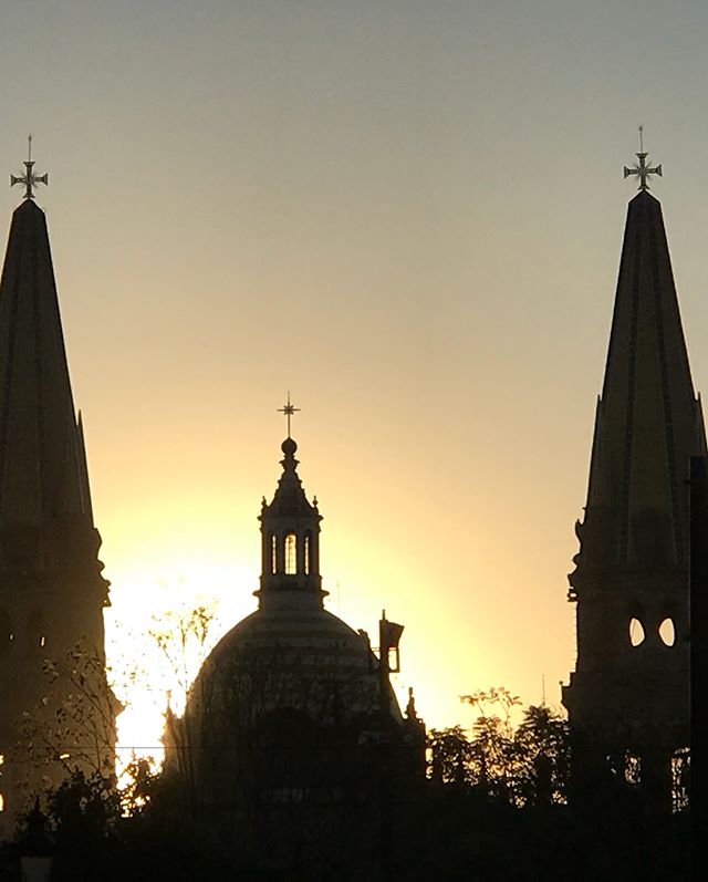 Goodbye Guadalajara! Wonderful visit! Accomplished much work  on poetry book America | Am&eacute;rica with UAG Profesor Richards Finks. Dr. Perry Higman&rsquo;s class on poetry translation was well -received by Profesor Richard Fink&rsquo;s students 