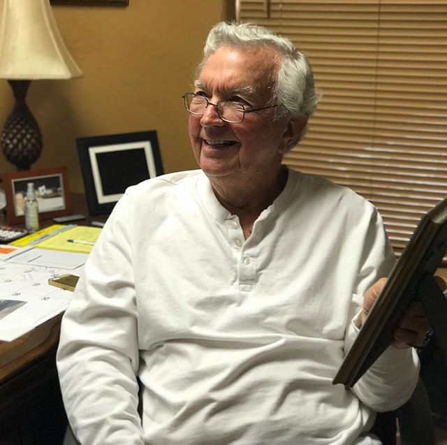 Hershel McGriff, age 90, makes history at Tucson Speedway. Oldest driver in @nascar event! 
Photo: @lclyon  @justplainfamous @nascar @bmr_nascar #hershelmcgriff 
https://youtu.be/M2W0x-zZVSU