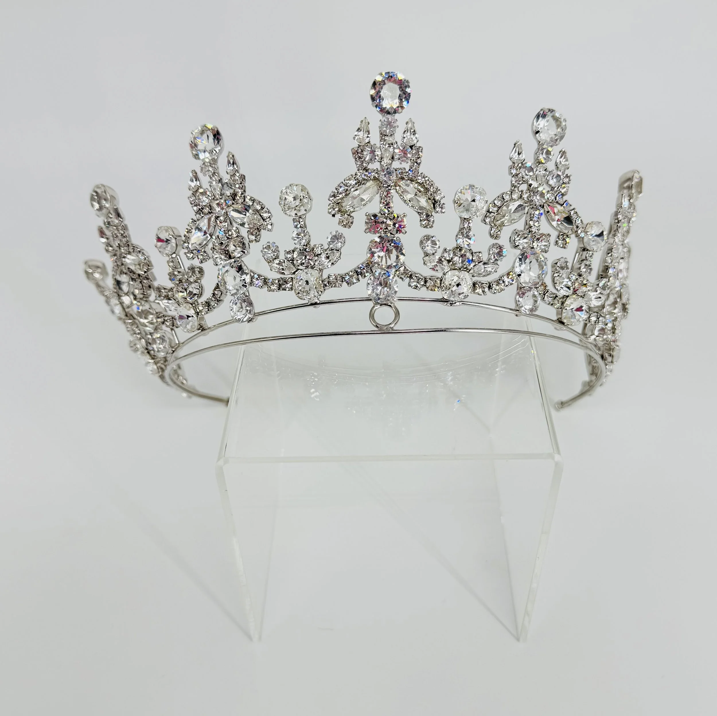 Alan Anderson's version of "The Girls of Great Britain and Ireland Tiara." 