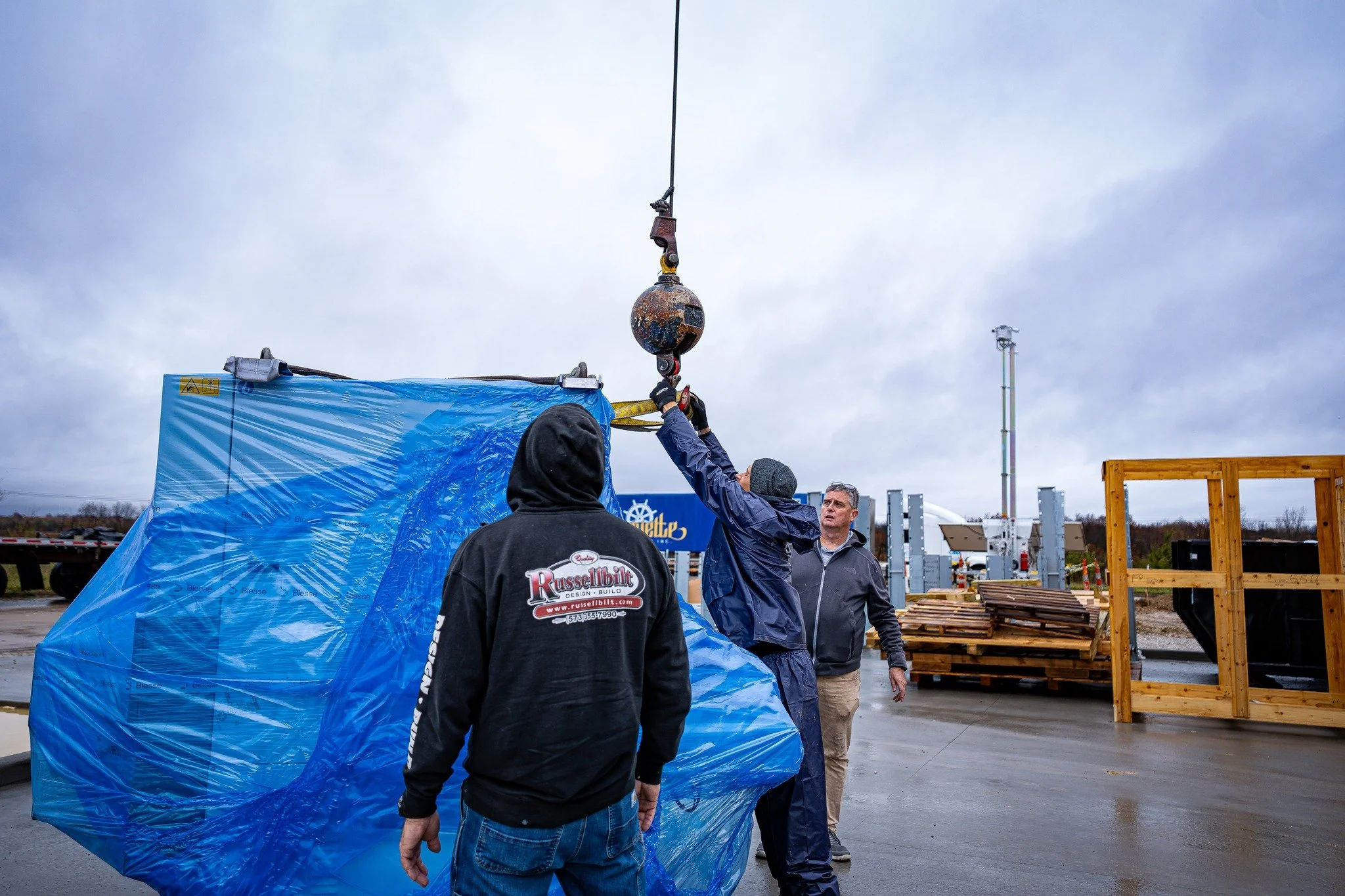Throwback to delivery day at the cabinet shop 🚜