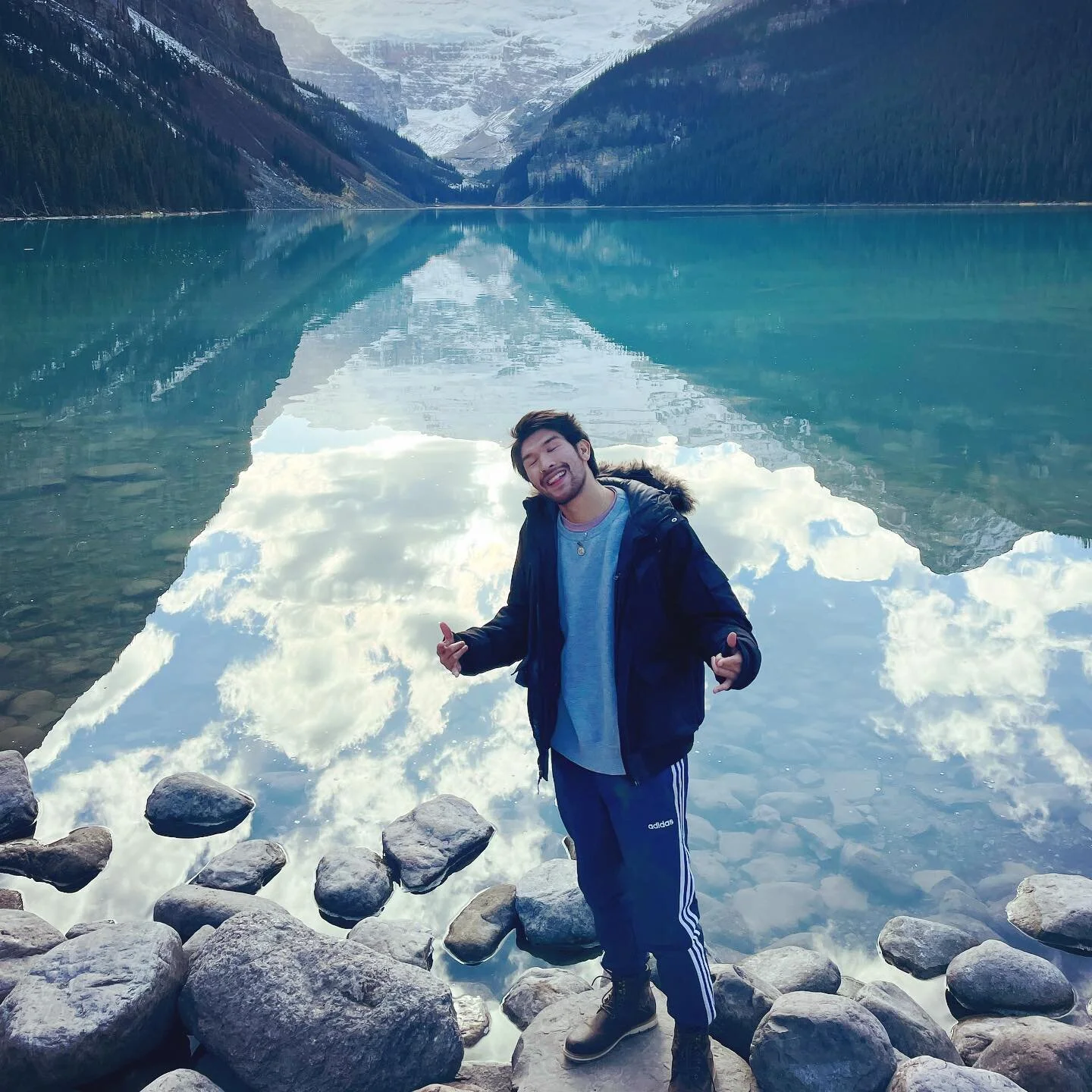 🤟🤷&zwj;♂️🤟 Nature&rsquo;s got a phat ass