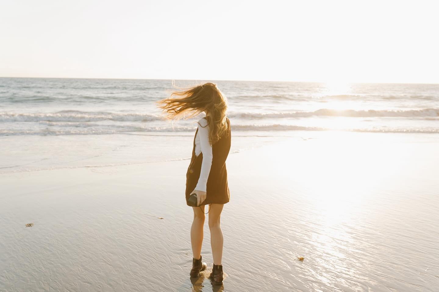 28 // More myself than I&rsquo;ve been in a long time. 

{Been a long while since I&rsquo;ve gotten raw on my little corner of the internet world, but now feels like the right time.} I don&rsquo;t think I&rsquo;ve ever chosen easy. Uncomfortability h