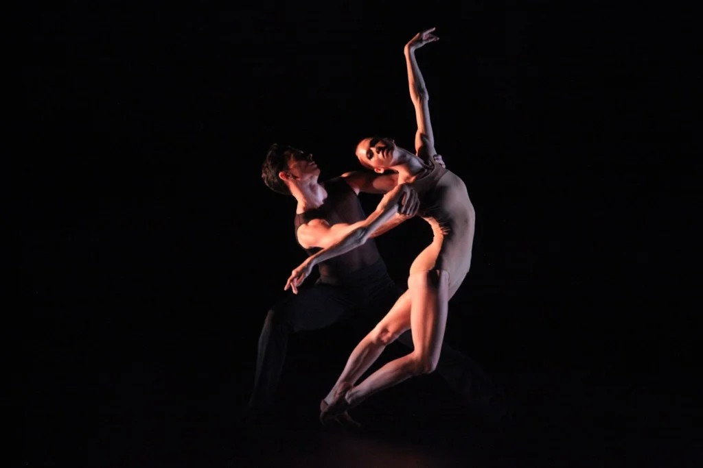 Danielle Brown and Juan Gil - Weightless (choreographed by Ricardo Graziano)