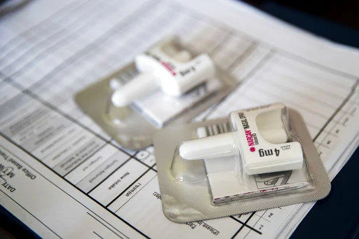 naloxone_overdose_reversal_narcan_opioids_heroin_od.jpg