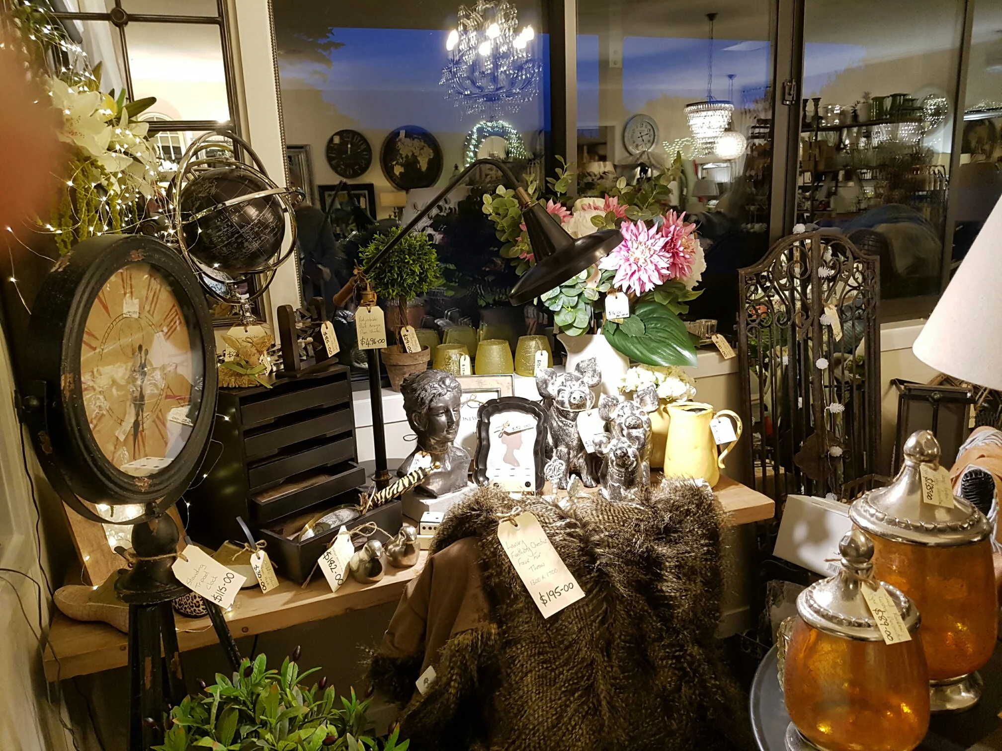 Caroline’s Creative Interiors / Design & Desire boutique Caroline’s Design & Desire boutique offers you a relaxed way to shop for beautiful items. Spoil yourself, buy a gift or change something in your home. We have a great range homeware, gifts, jewellery, furniture, lamps, mirrors and more from which to choose from. Situated just out of town, the theme is to create a quiet, relaxed atmosphere in which you can make decisions on what would suit you or your home. Caroline has a wealth of knowledge on interior design and can assist you with your choices. We stock pieces that would suit several themes, from classic or contemporary to industrial or French country. Our extensive range of gifts and homeware is both practical and decorative. If you are looking for a gift for any occasion or want to change some aspect of your home décor, come and visit our boutique – Design & Desire. We are open every Friday, Saturday and Sunday all year round, from 10am – 5pm. We are also open by appointment – just give us ring. . The surrounding gardens are also open to the public during these times and have the facilities to cope with lager groups that wish to visit, so if you are in a garden group, or any other organisation, please contact us for a visit and details of what we can provide. Situated just out of town, the theme is to create a quiet, relaxed, atmosphere in which you can make decisions on what would suit you and your home.