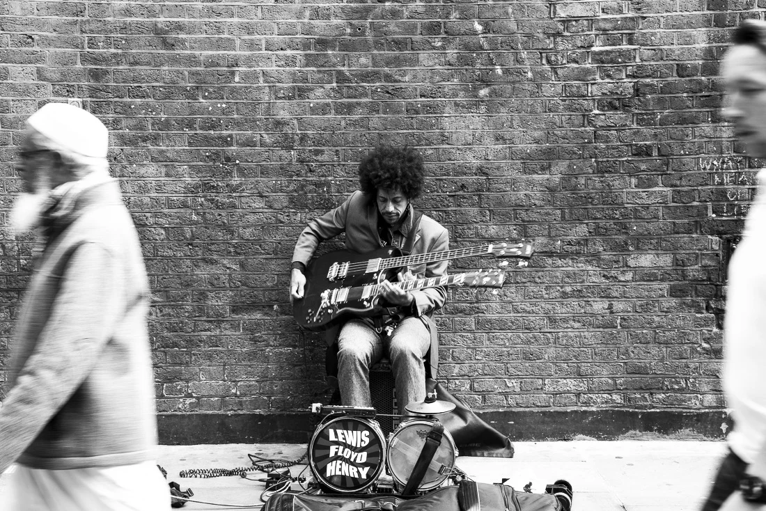 ONE MAN BAND 