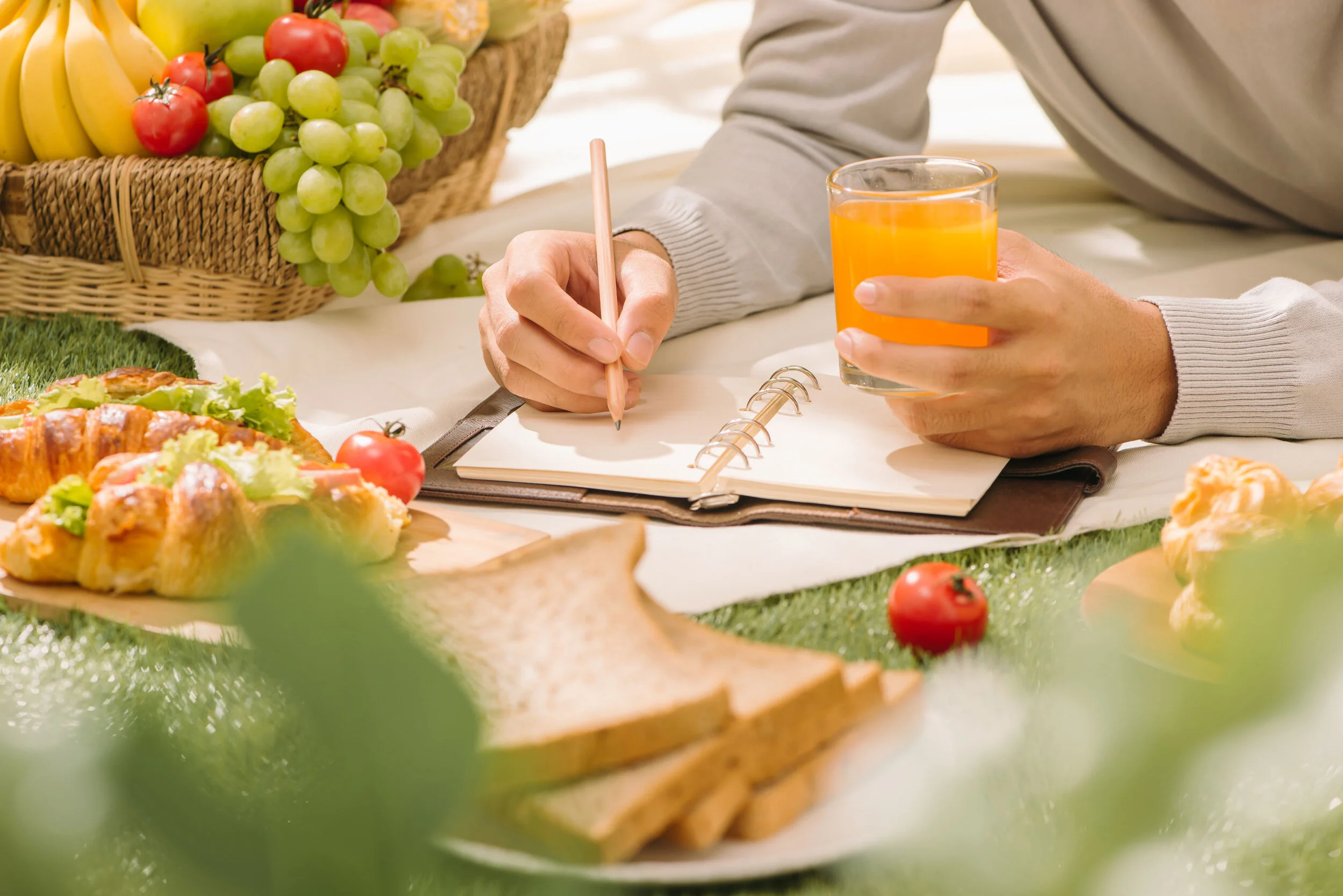  Using a Food Journal  to Get Back on Track
