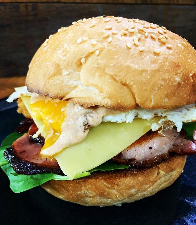 Bacon and Egg roll still rolling out everyday. Dine in or takeaway. 
Bacon / Egg / Hashbrown / Cheese / Chipotle Aioli / Relish / Toasted Bun