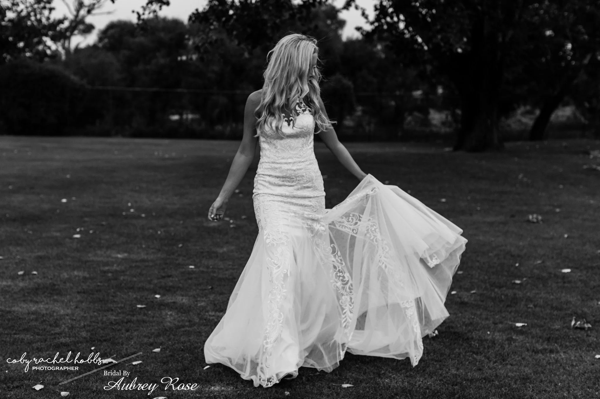 cobyrachelhobbs-bridalbyaubreyrose-oldbroadwaterfarm-155.jpg