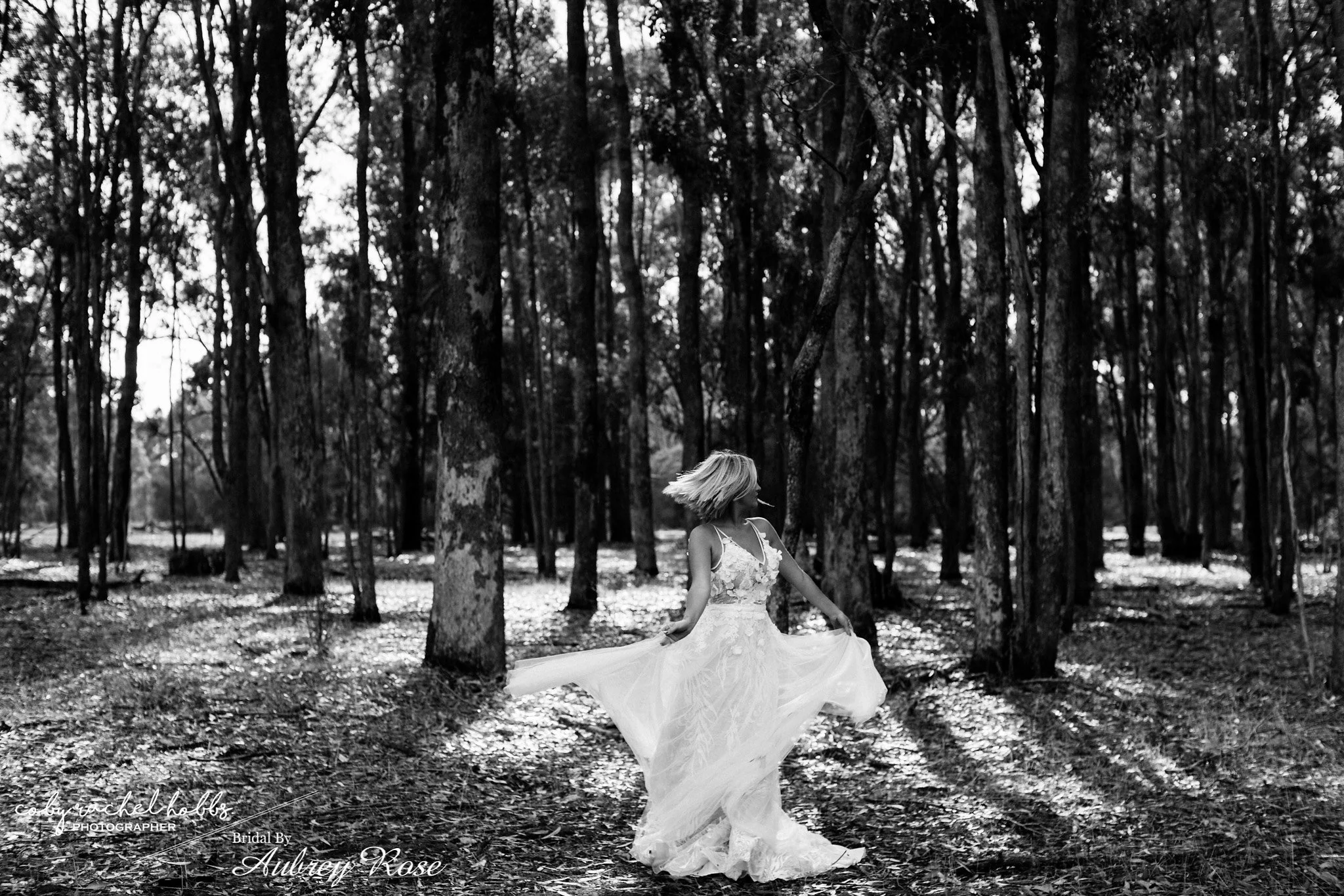 cobyrachelhobbs-bridalbyaubreyrose-oldbroadwaterfarm-327.jpg