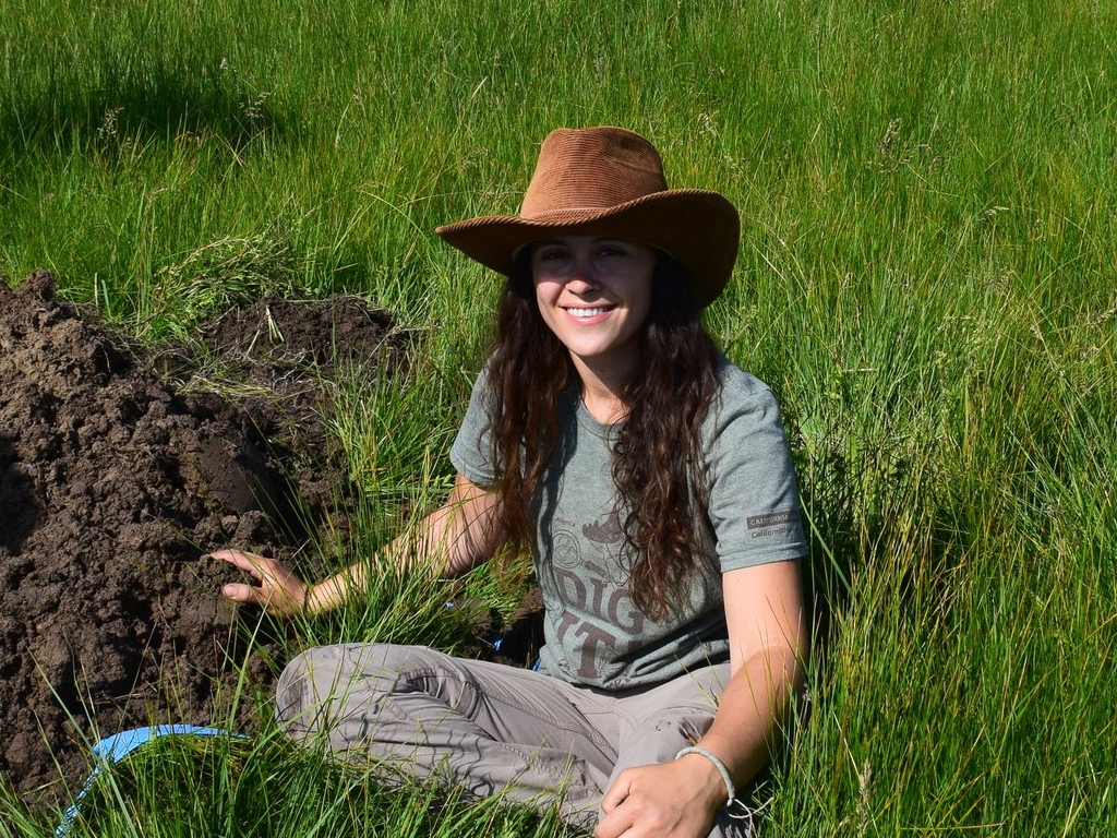 007 - Jessica Chiartas