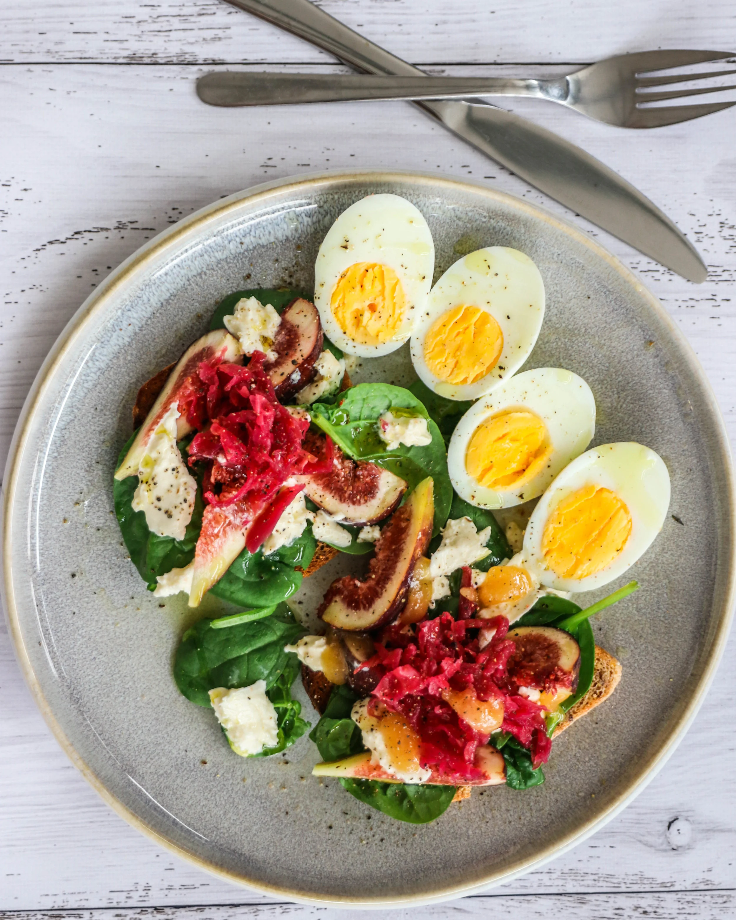 Eggs - the easiest nutrient booster 