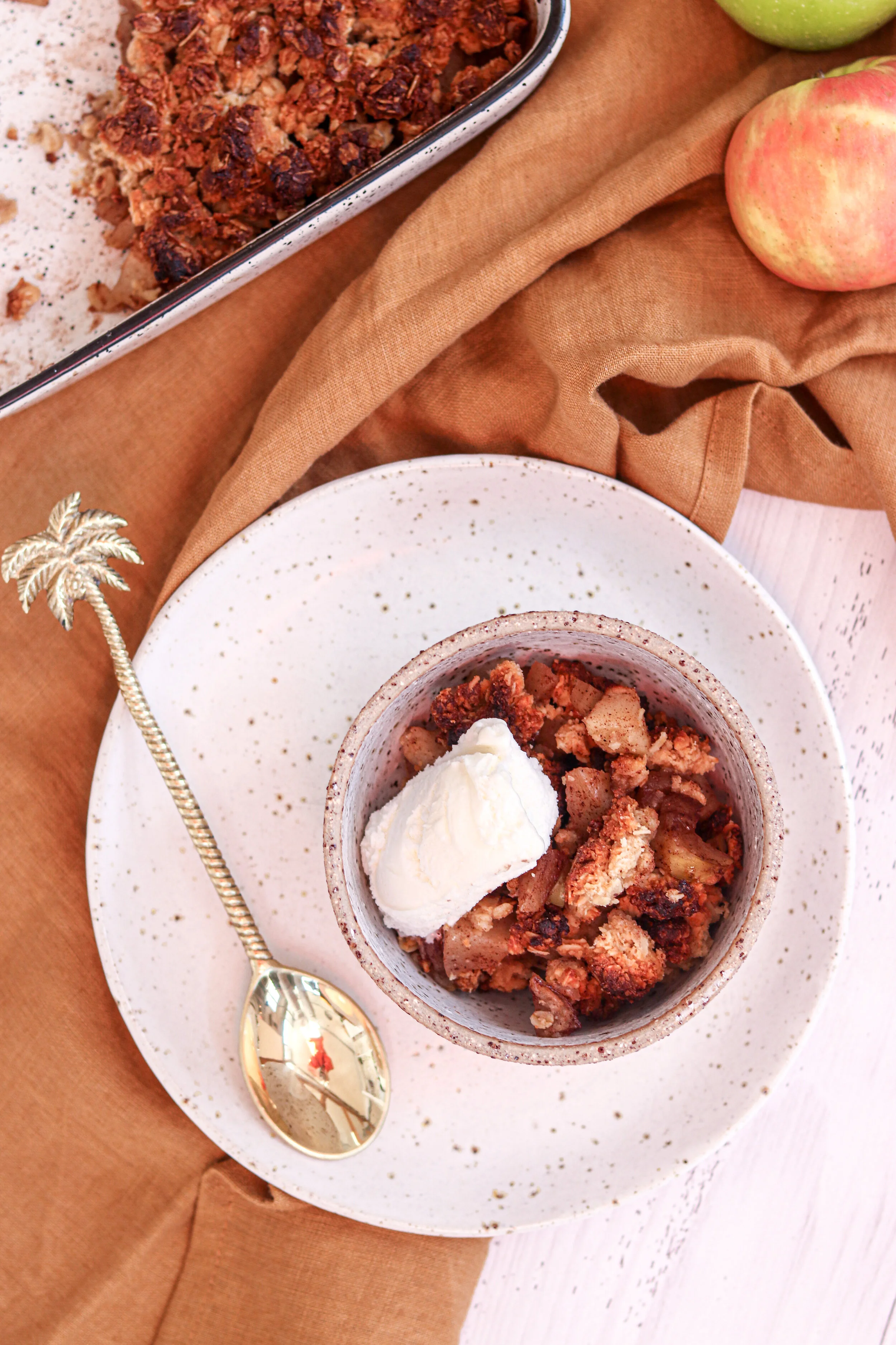 Simple Apple Crumble 