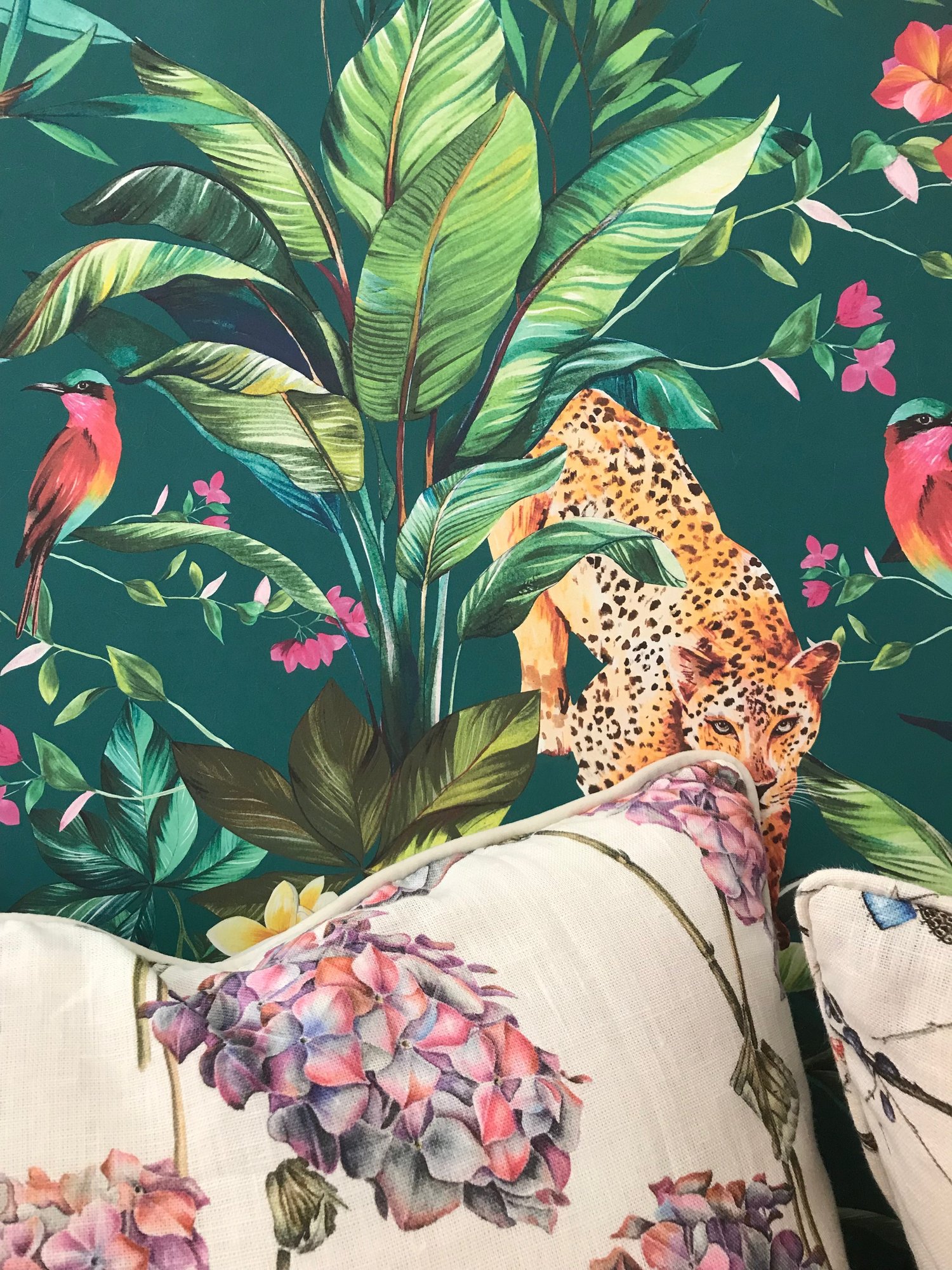 Keep it Tropical, Jungle Fever in Jade, wallpaper (130cm wide) — Interior  Design Studio | Sarah Fortescue