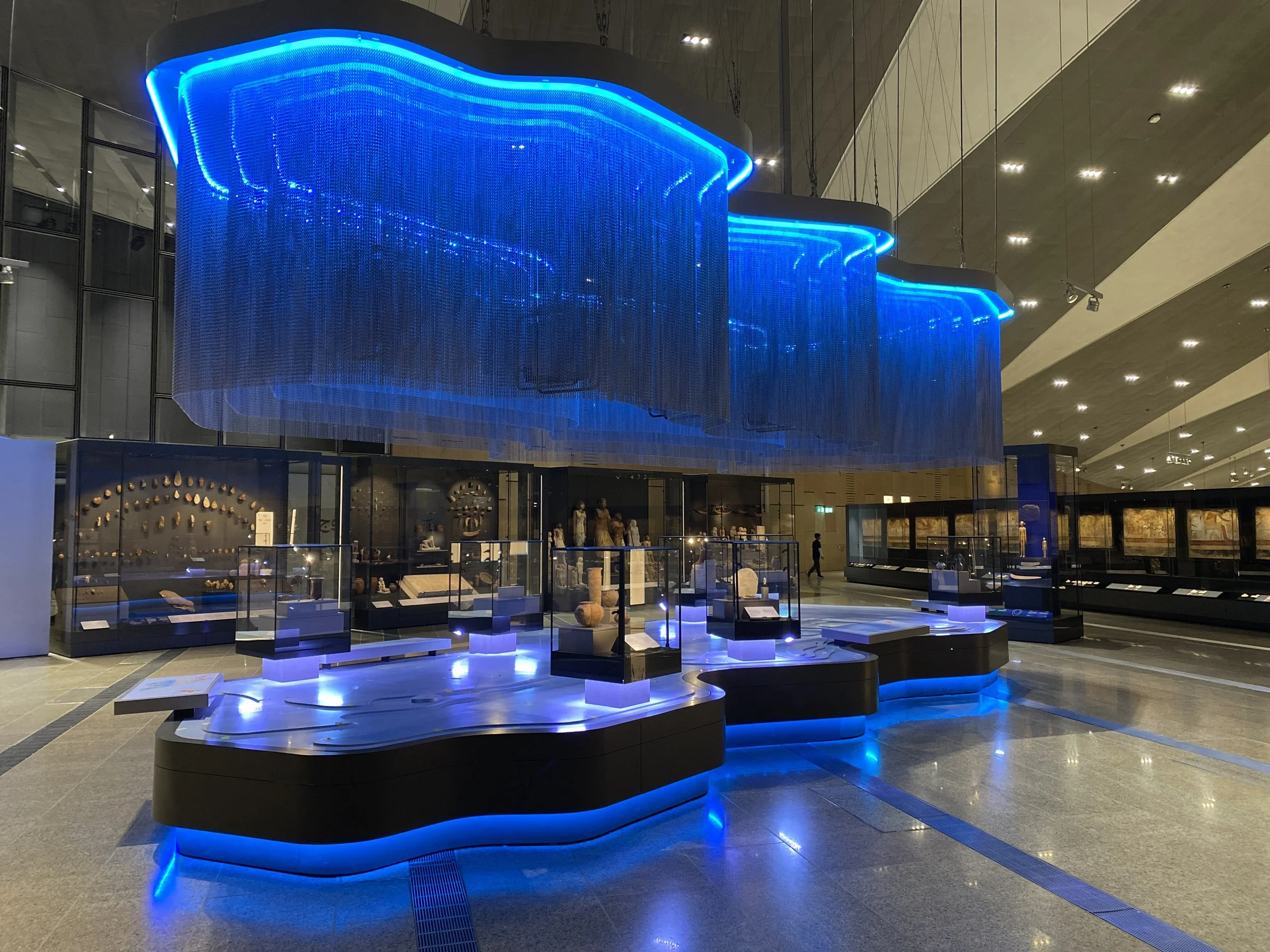 Main Galleries 1 - Copyright Grand Egyptian Museum.JPG