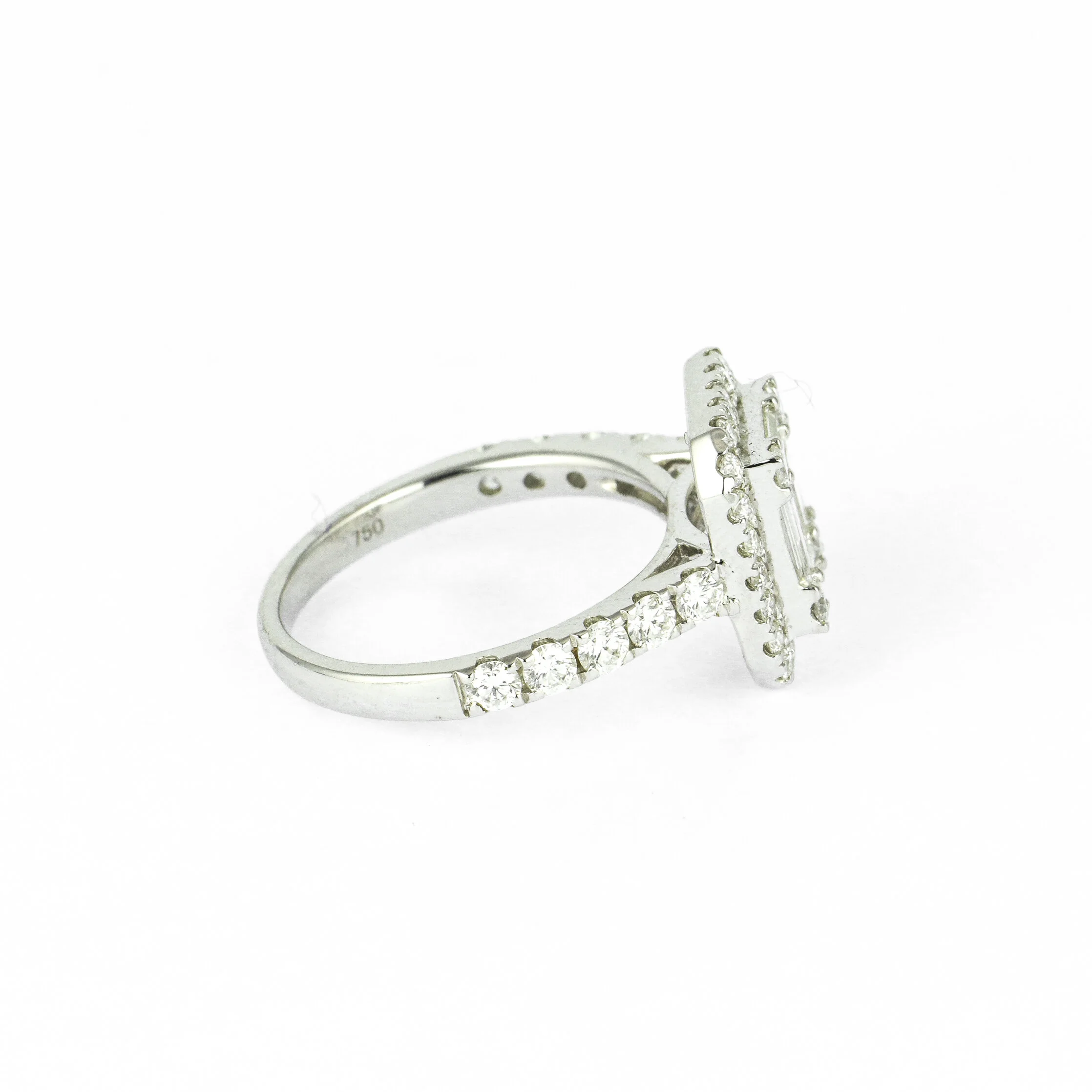 18ct Diamond cluster ring2.jpg