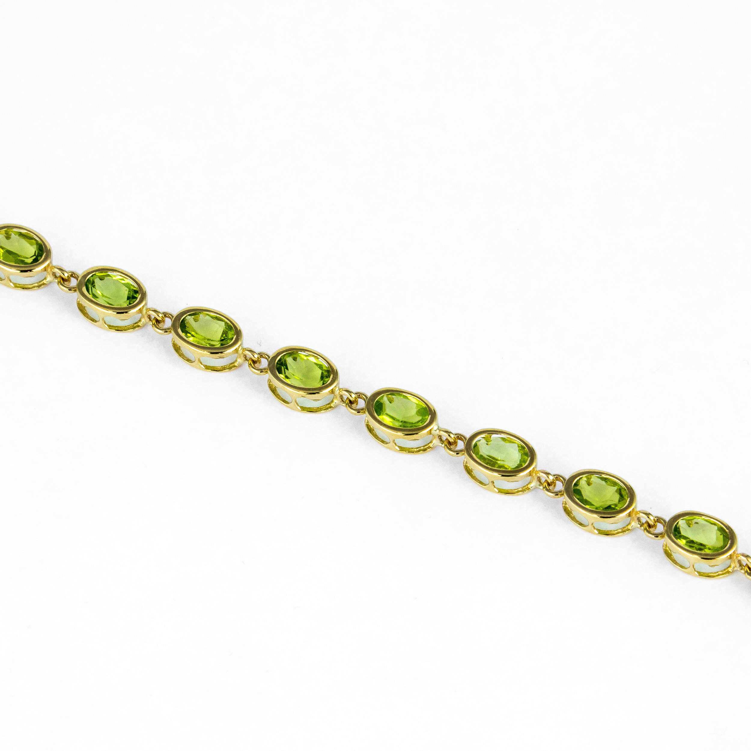 9ct Peridot Bracelet 2.jpg