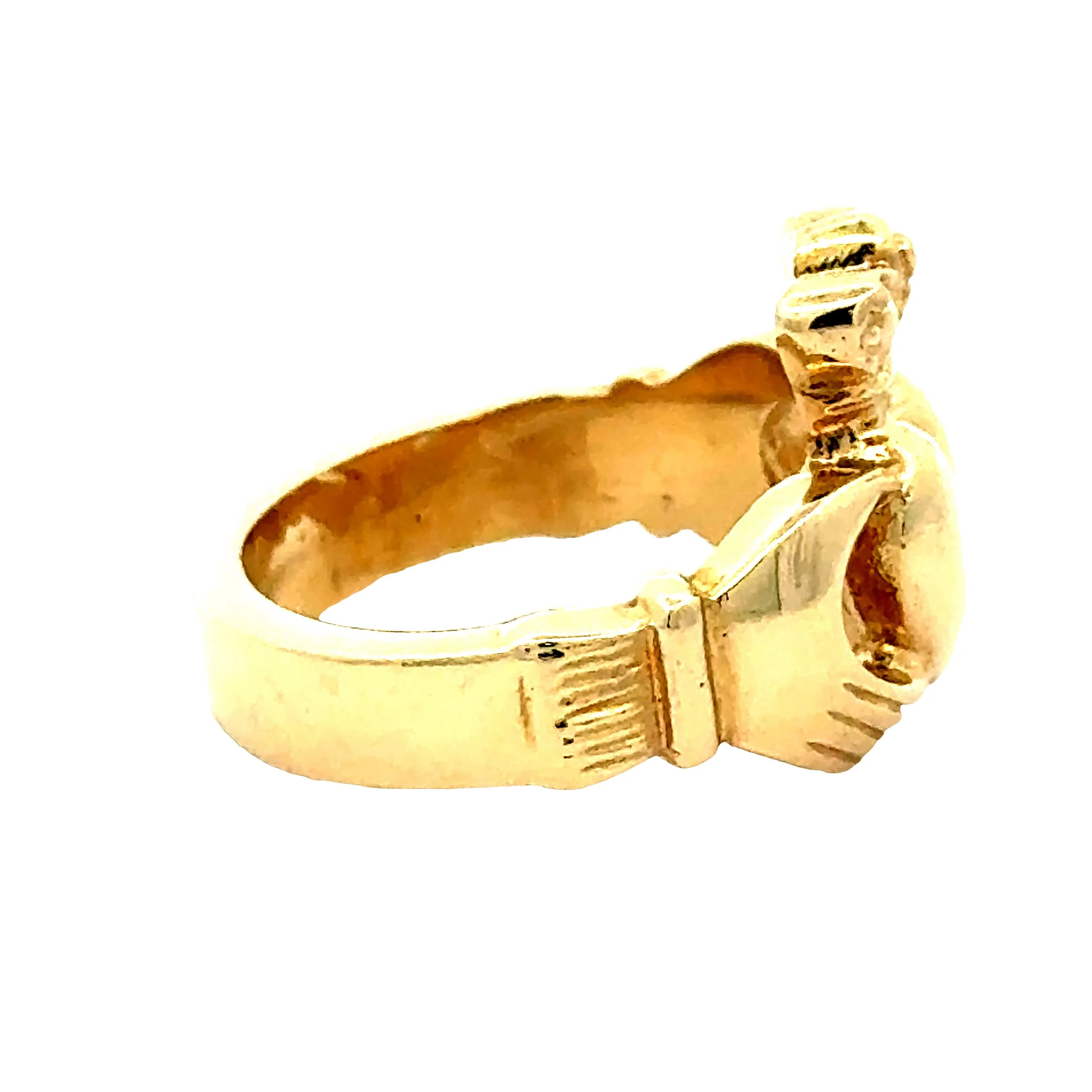 9ct large claddagh ring_2.jpg