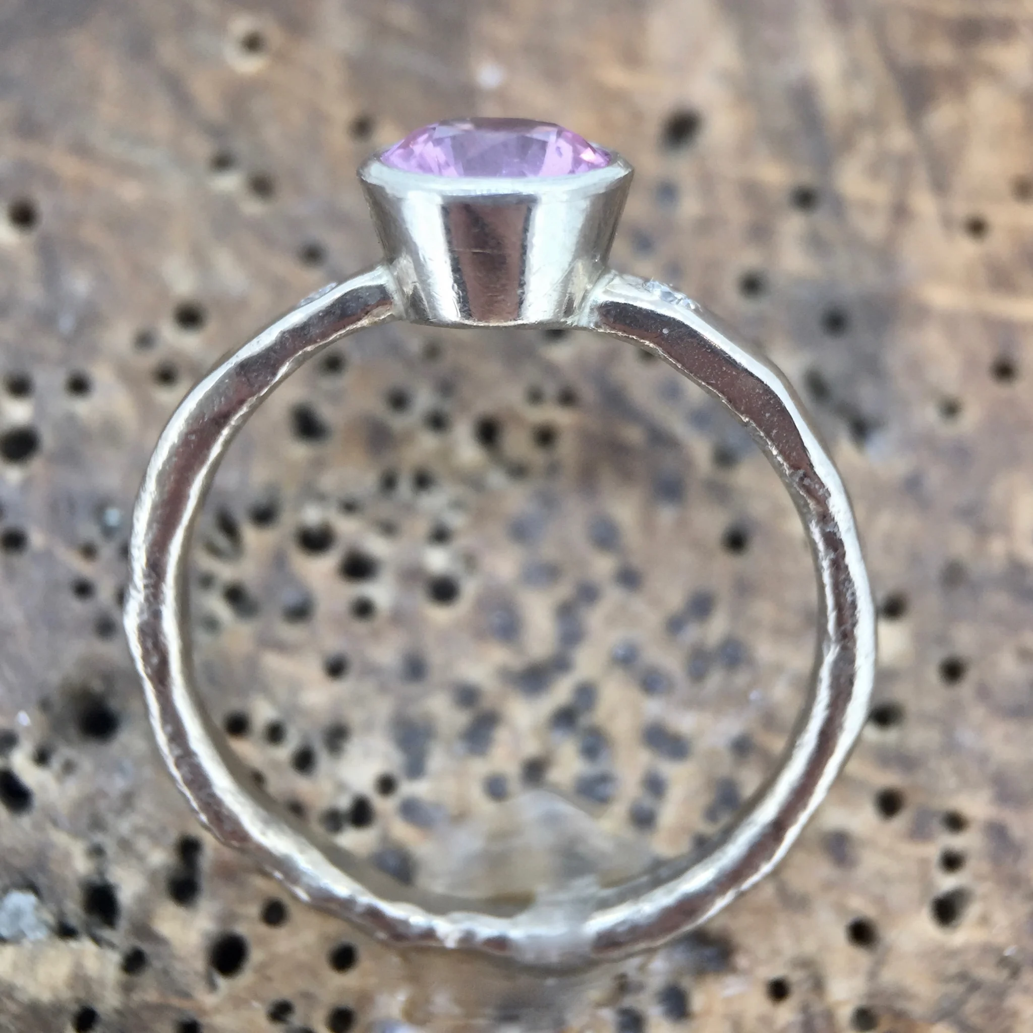 0.98ct Pink Sapphire Ring with Diamond Shoulders in 18ct White Gold