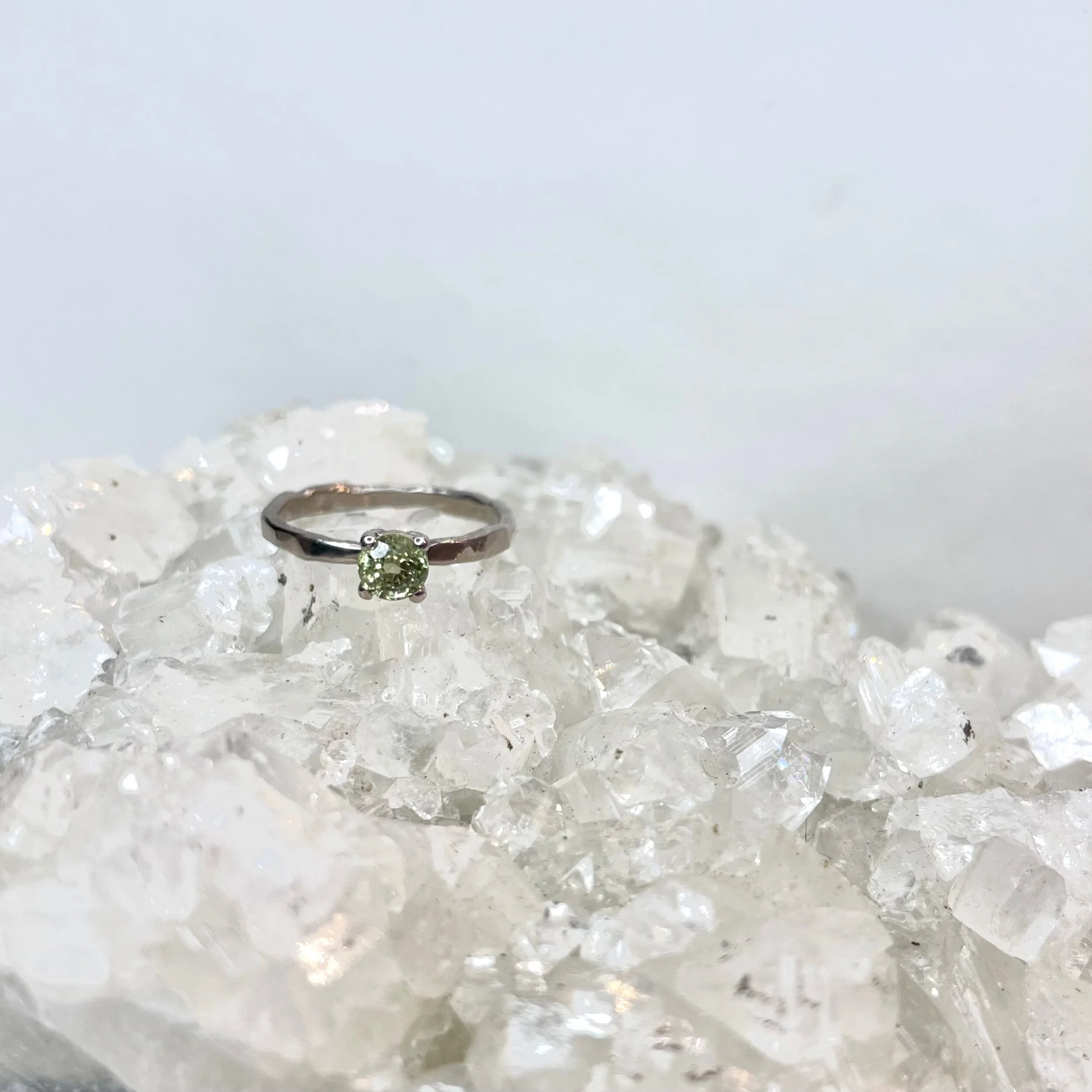 2EC58DCC-D05F-45BA-9ABA-EE01B49866E9