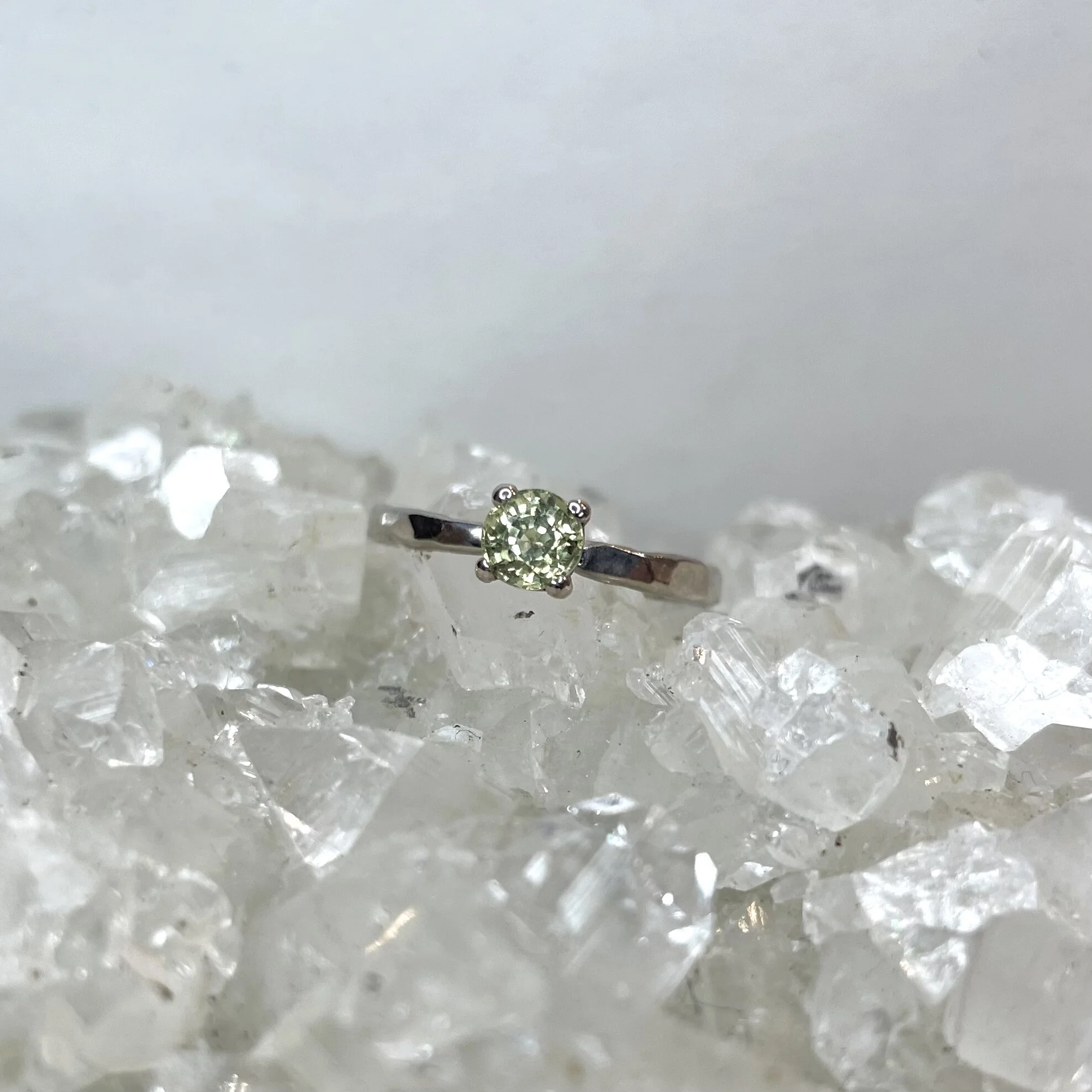 E8D398CF-D3DC-4807-8FE0-9A417678A110